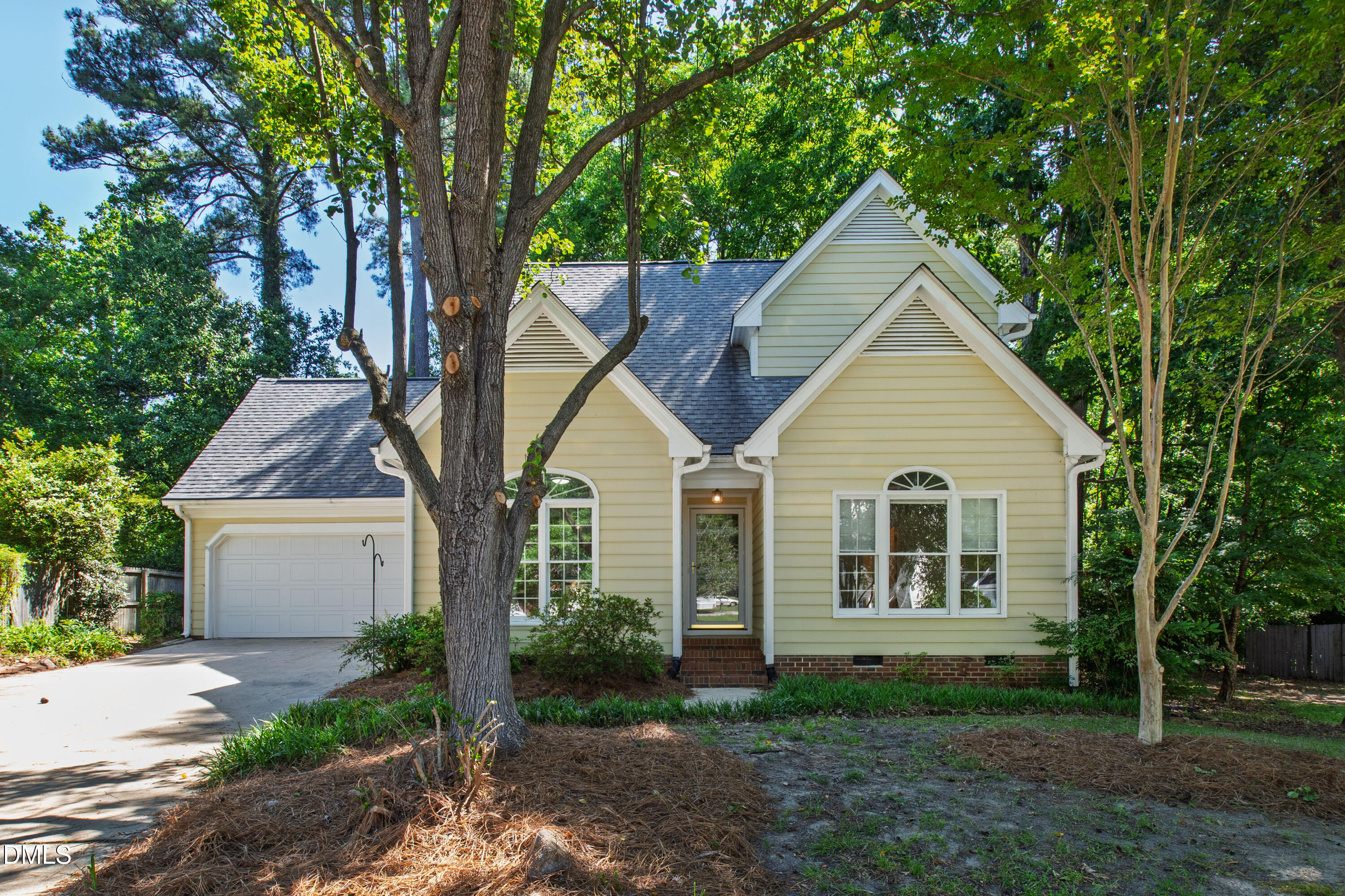 4305 Dinwiddie Court — photo