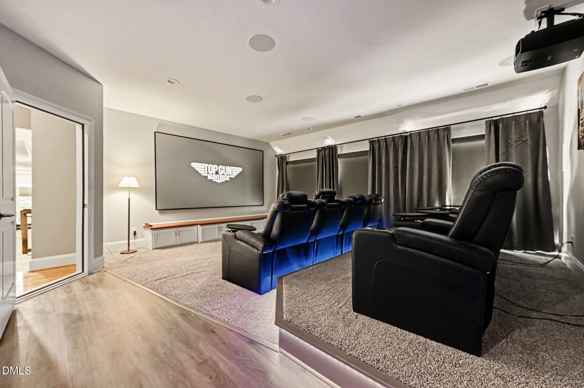 90110 Hoey — photo