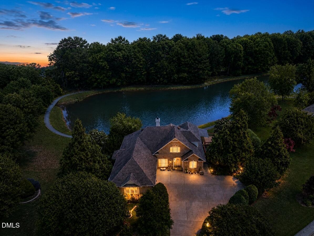139 Lake Point Drive — photo