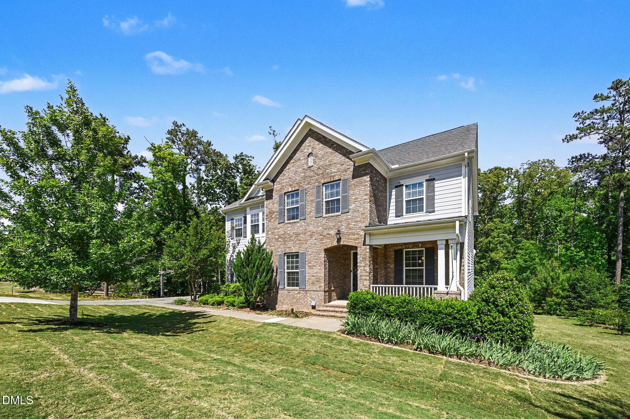 724 Peninsula Forest Place — photo