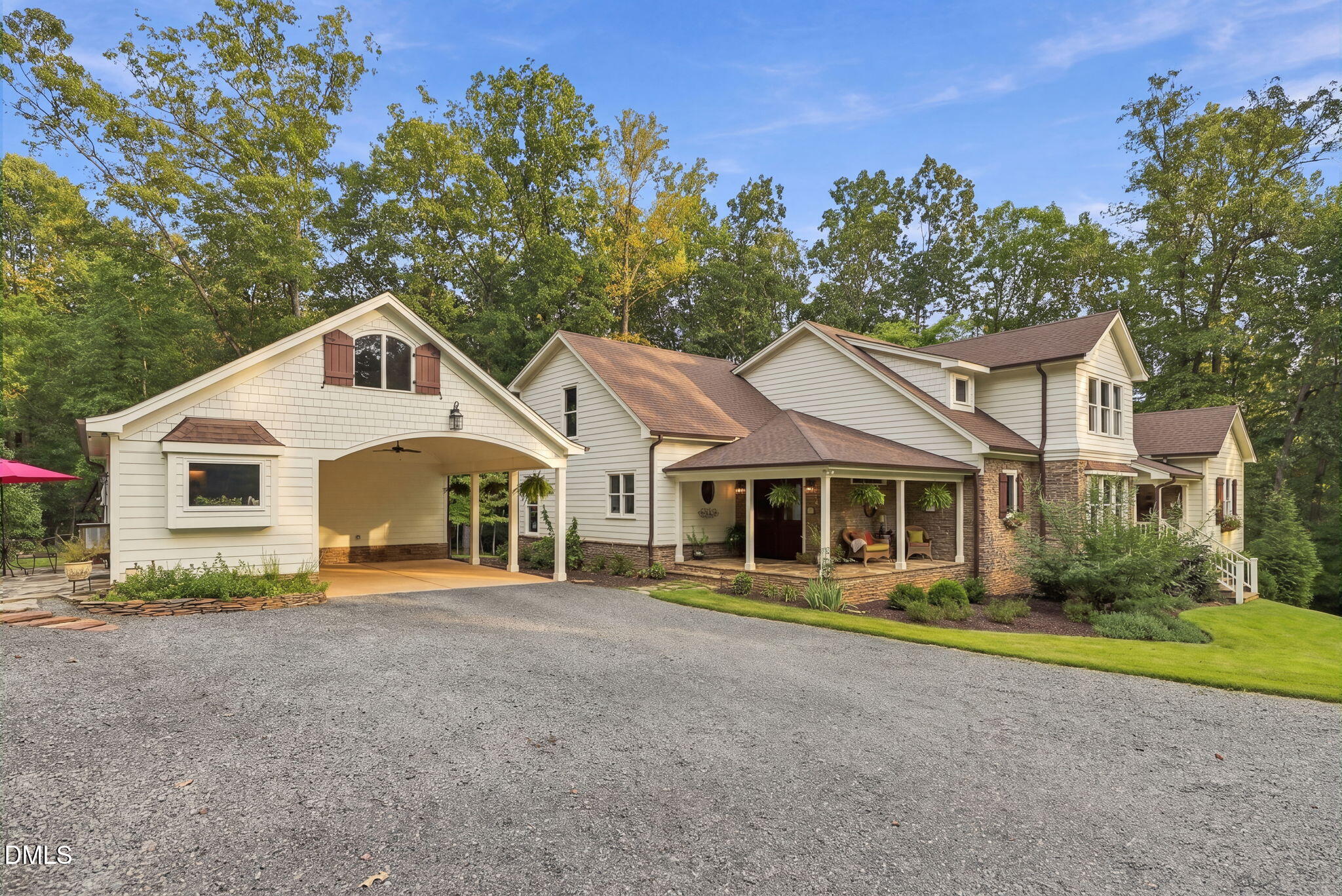 977 Windy Ridge Road — photo