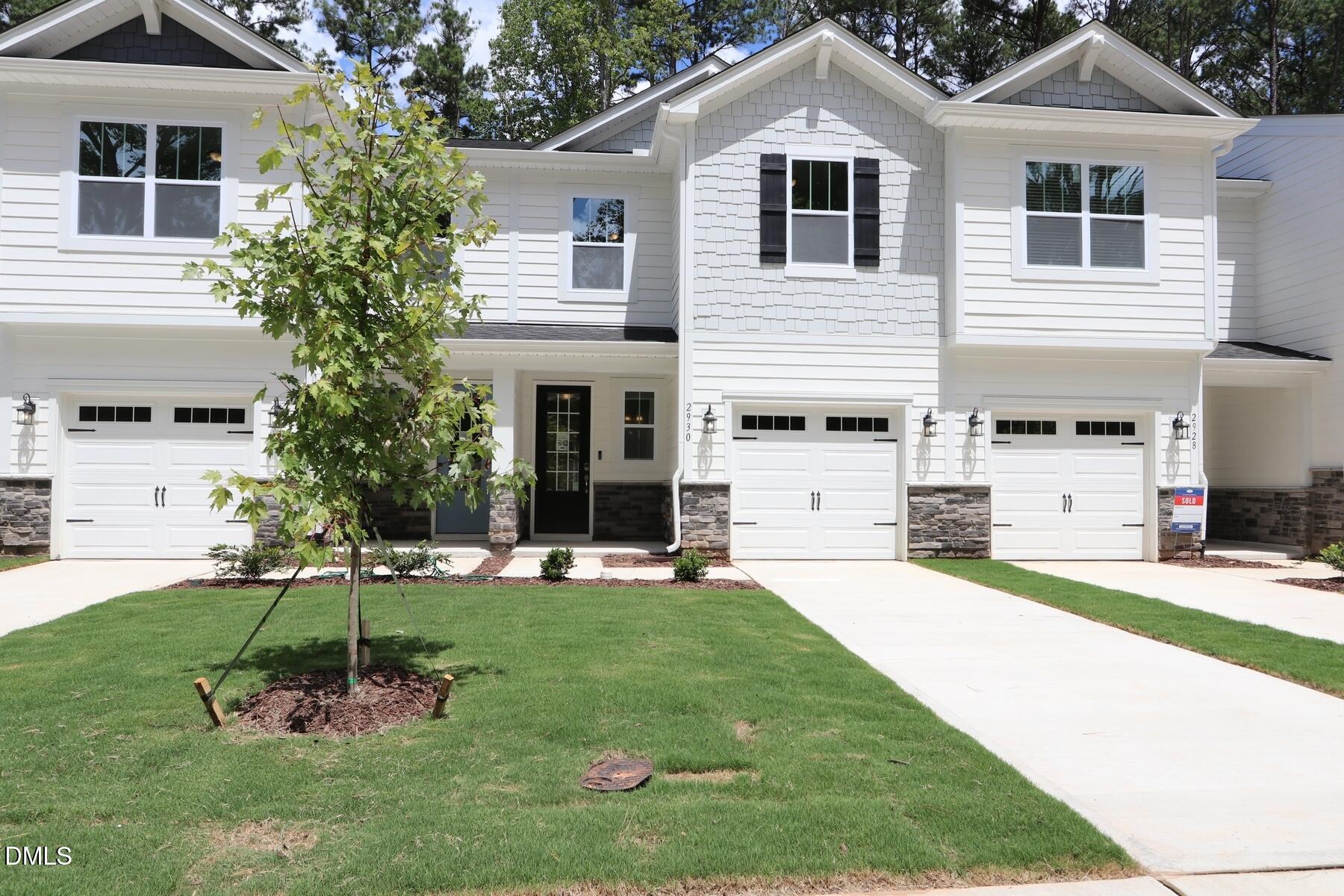 2930 Spring Manor Way — photo