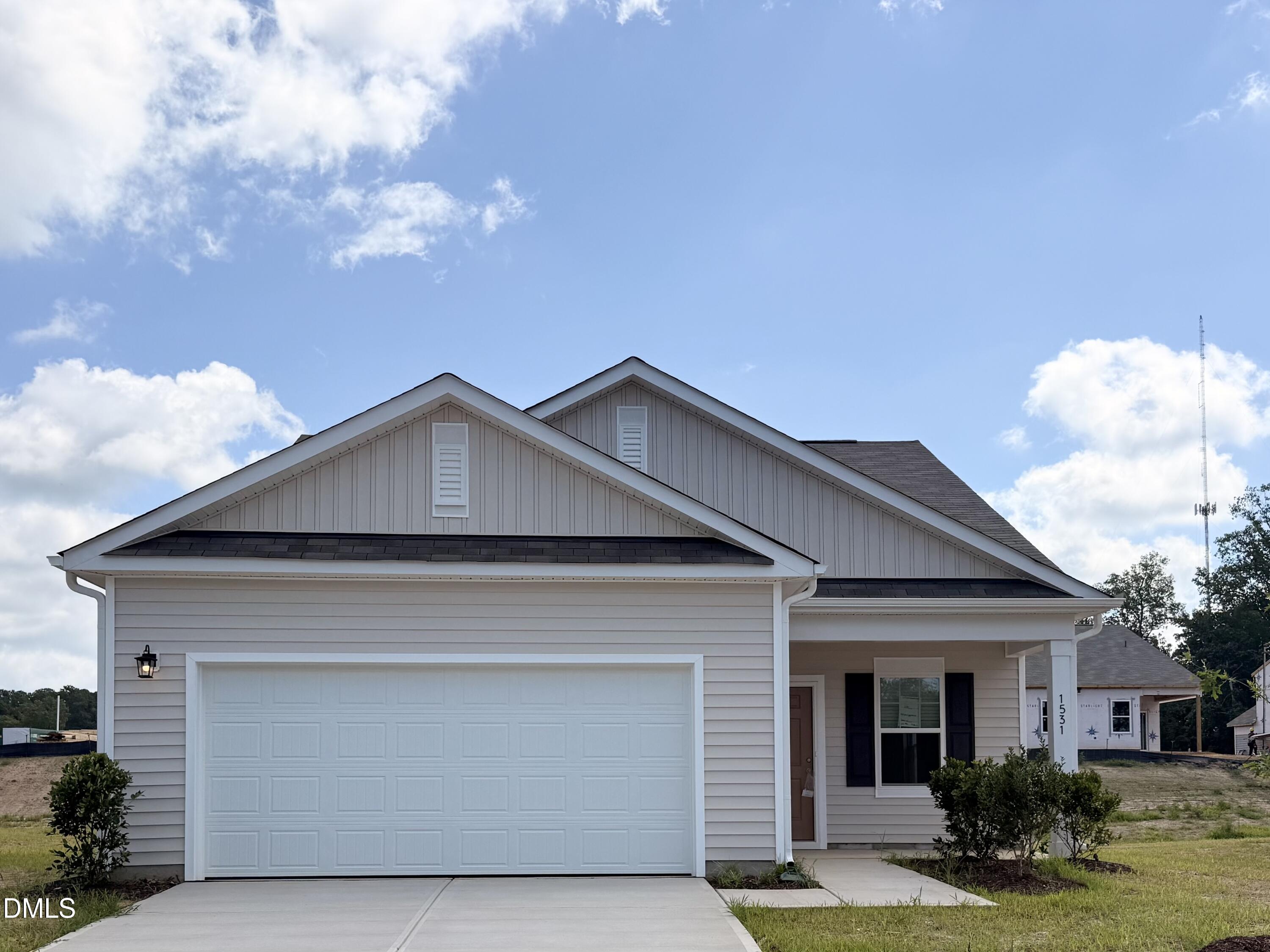 1531 Pond Overlook — photo