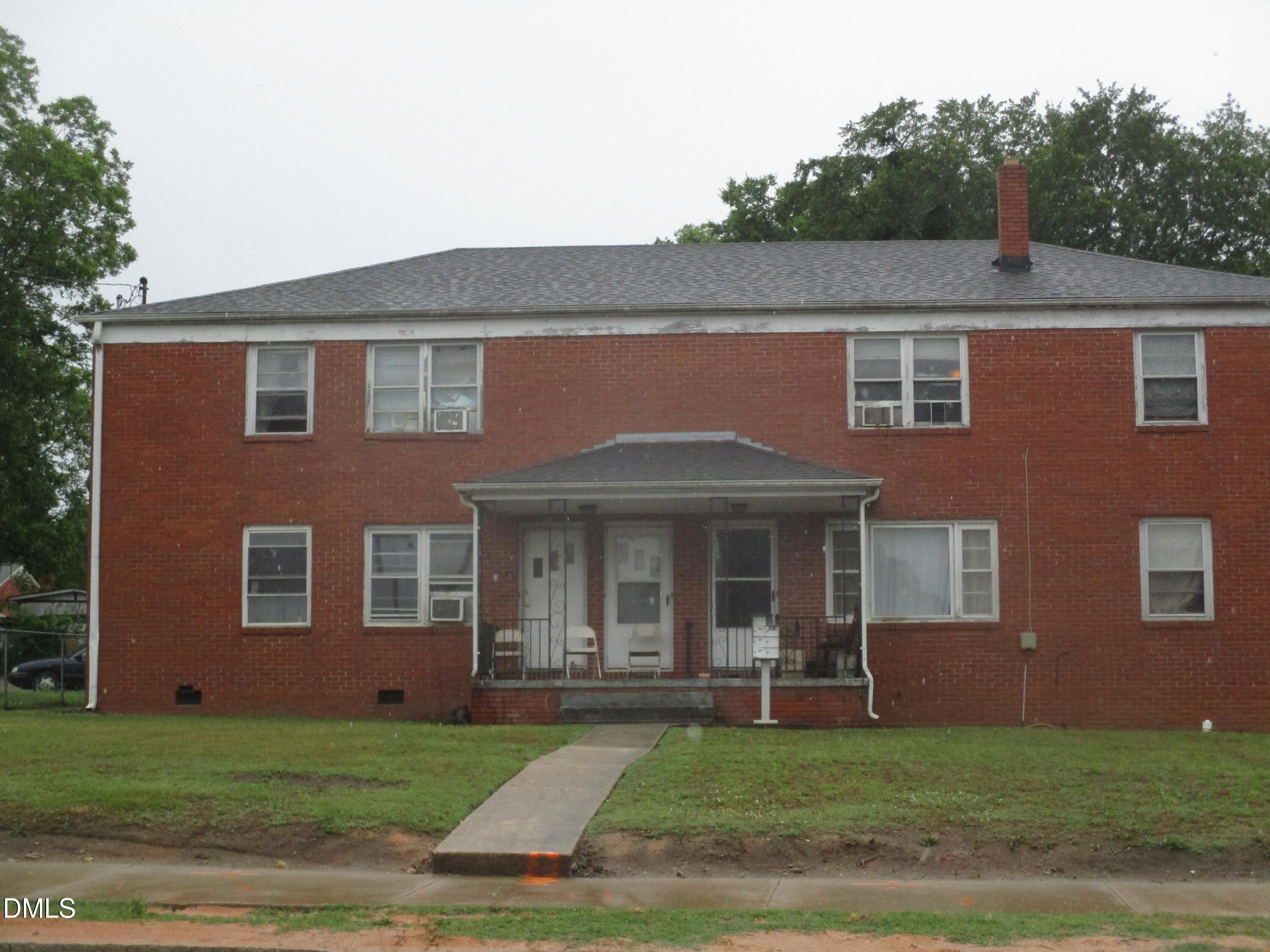 826 New Bern Avenue — photo