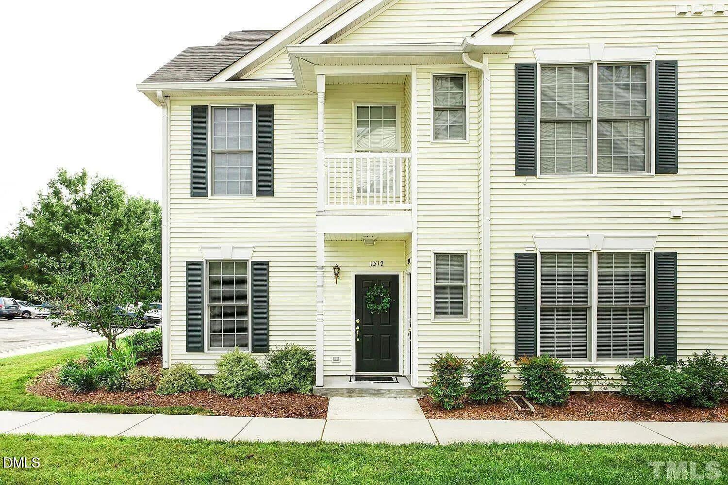 1512 Kudrow Lane — photo