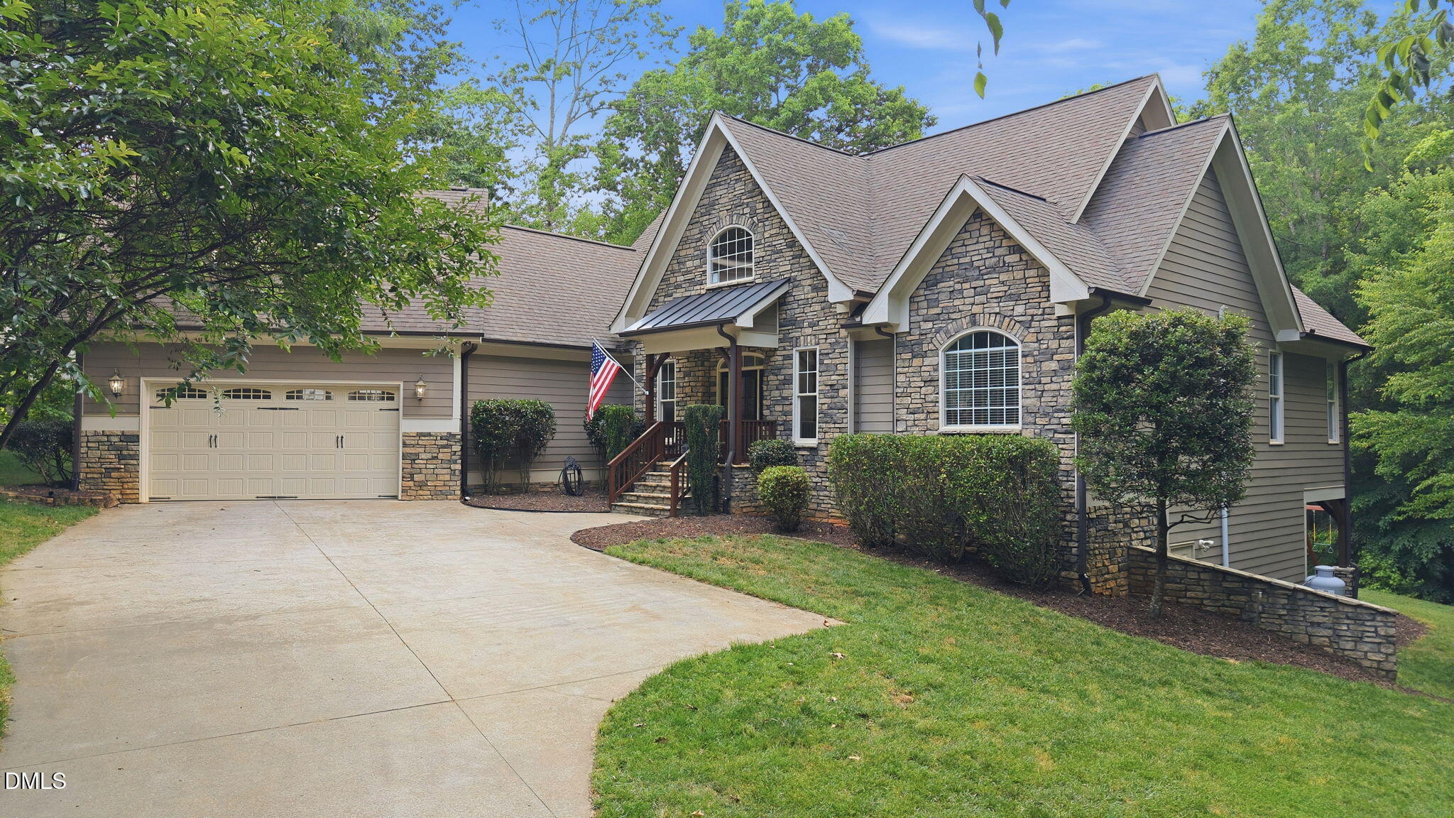 1001 Browning Place — photo