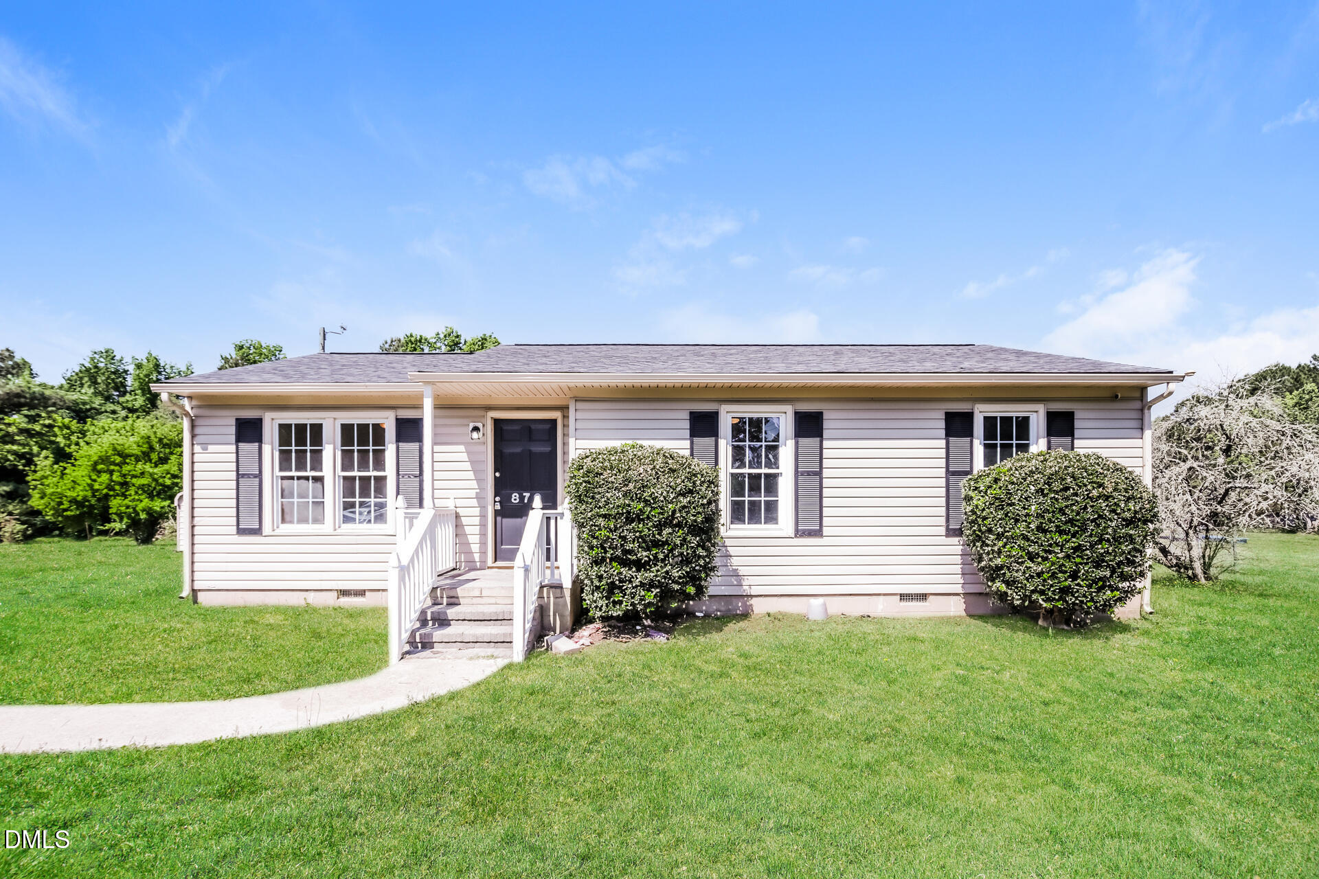 870 Abbott Road — photo