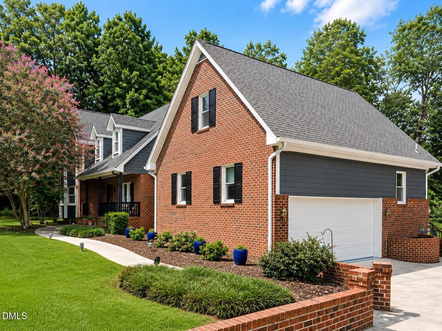 3735 Stoneybrook Drive — photo
