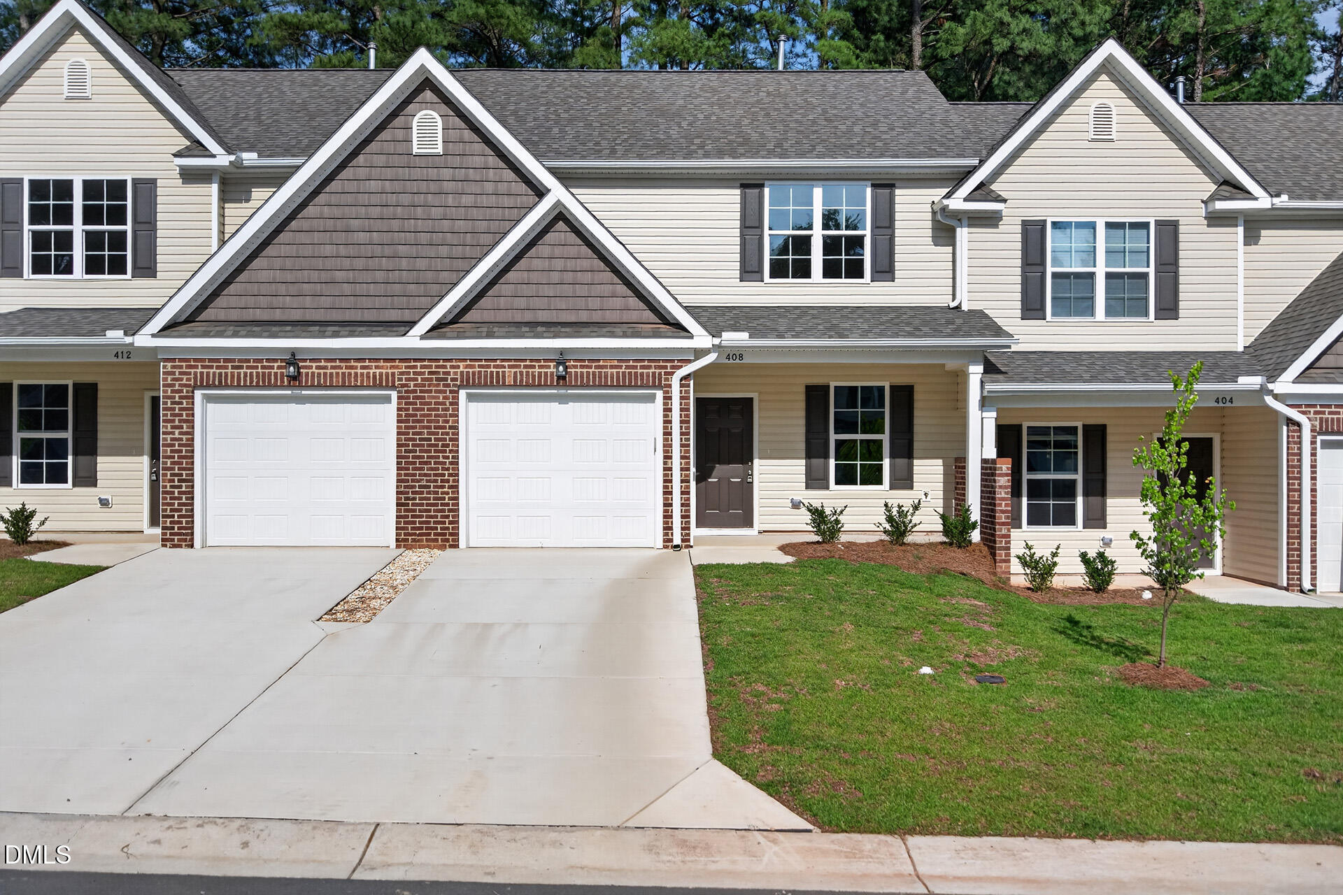 408 Meridian Crossing — photo