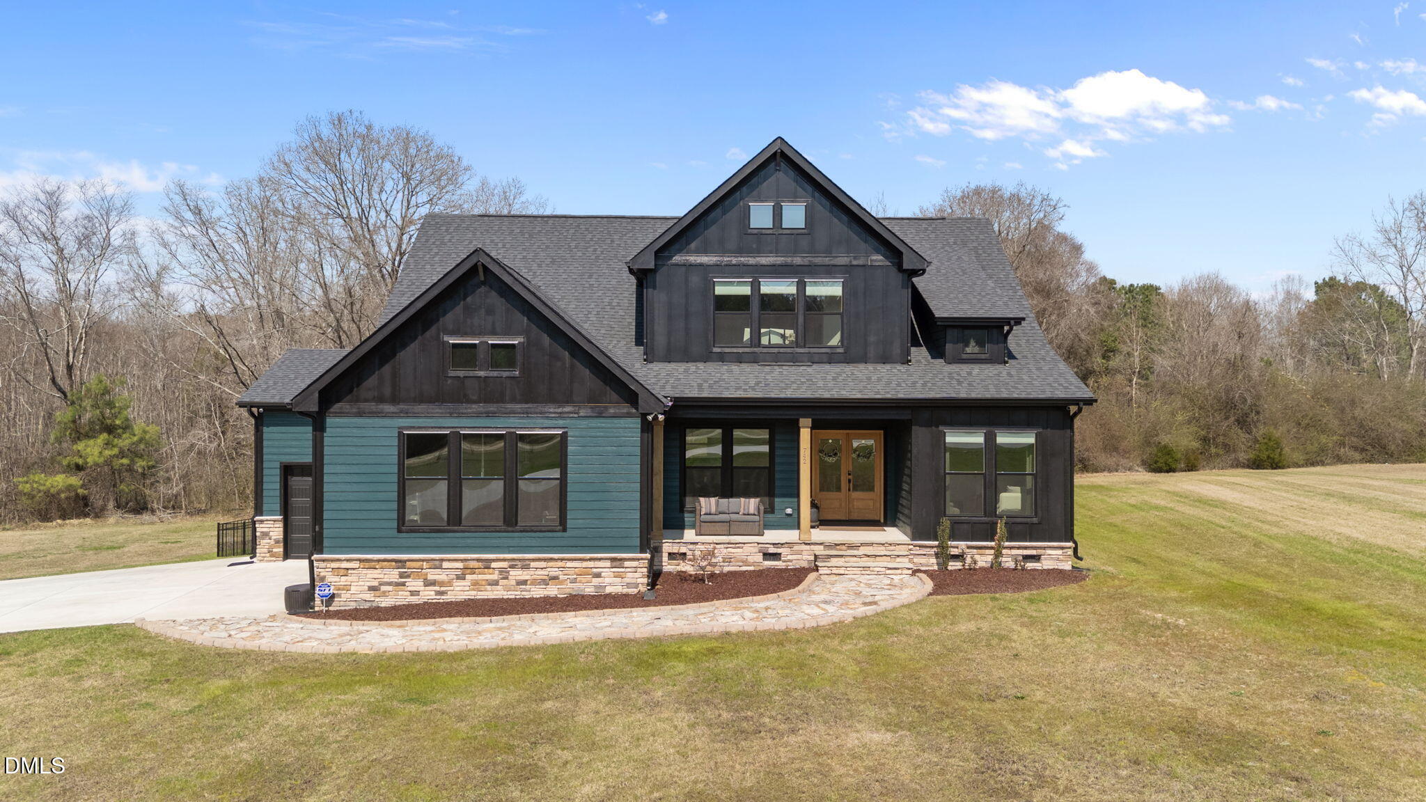 742 Lake Magnolia Way — photo