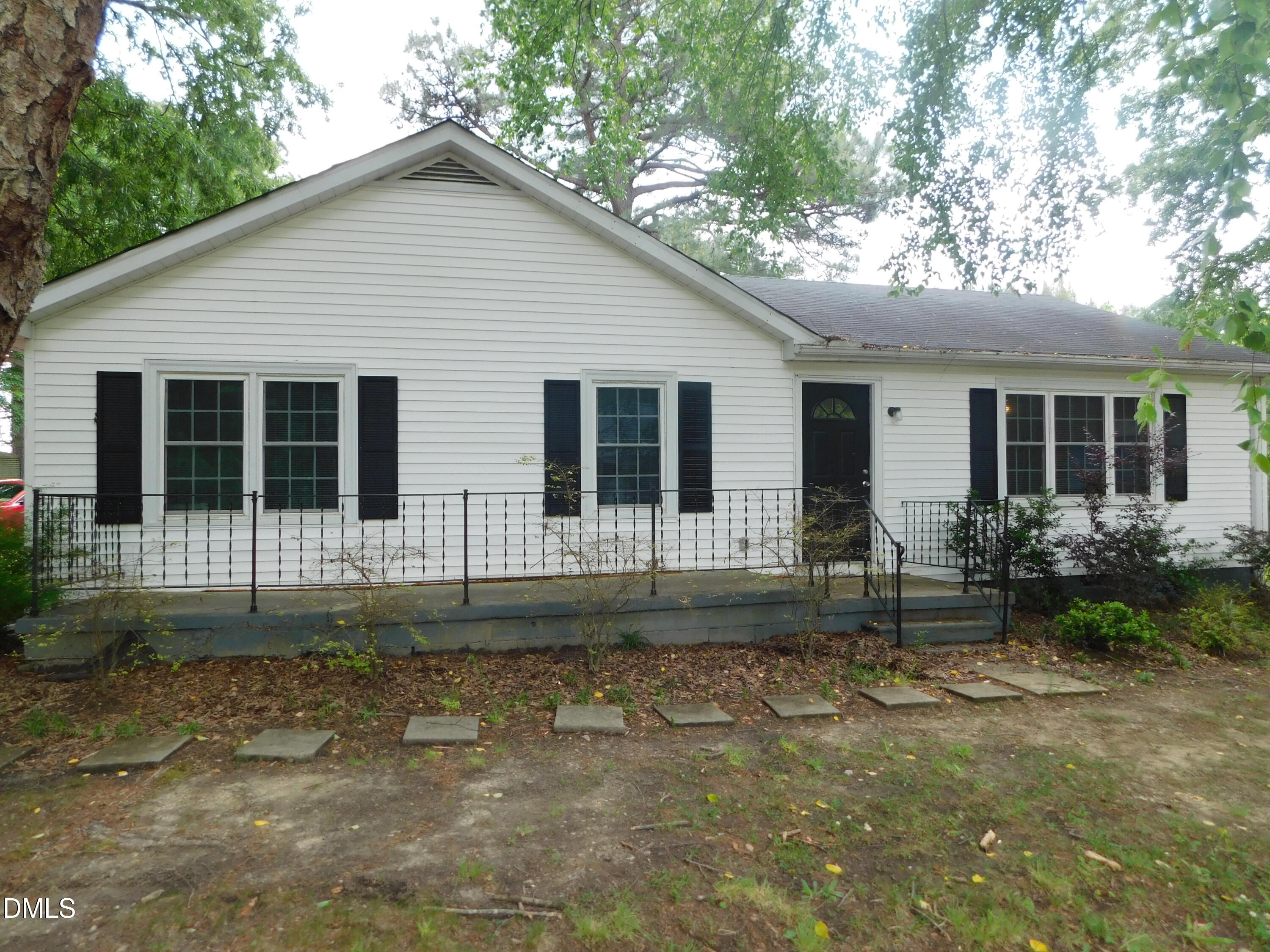 1536 Hight Street — photo
