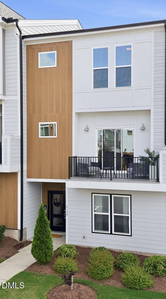 2139 Big Falls Drive — photo