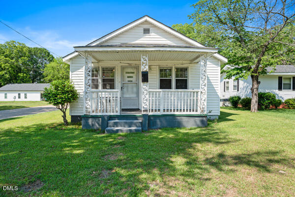 701 E Harnett Street — photo