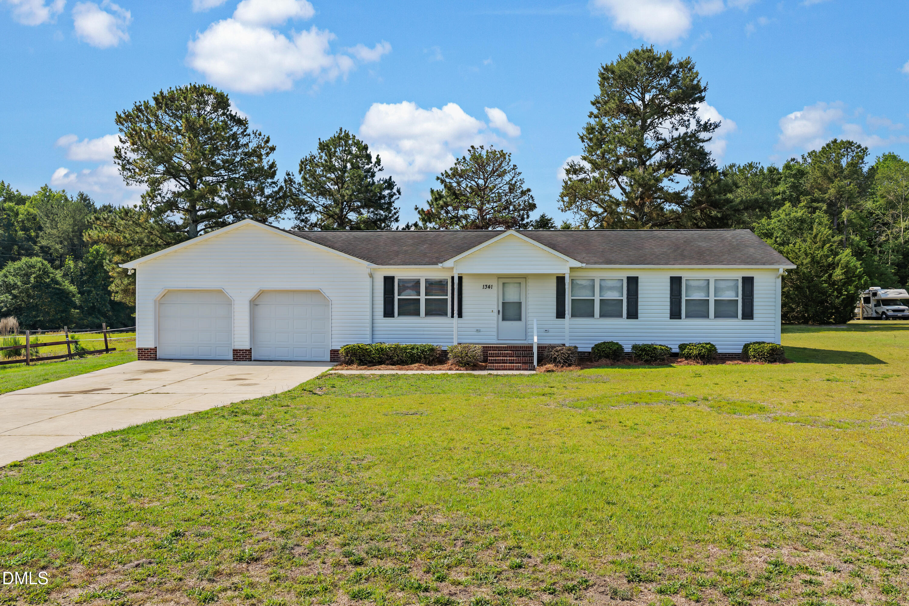 1341 Lemuel Black Road — photo