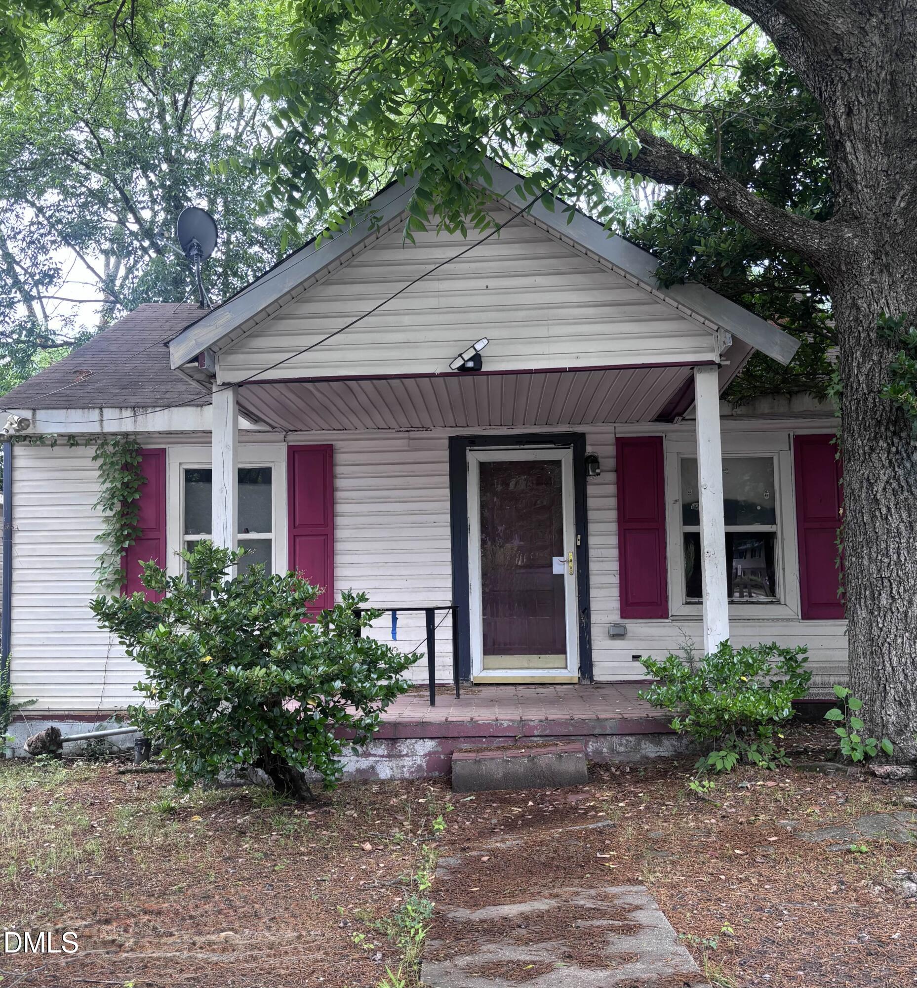 800 Vardaman Street — photo