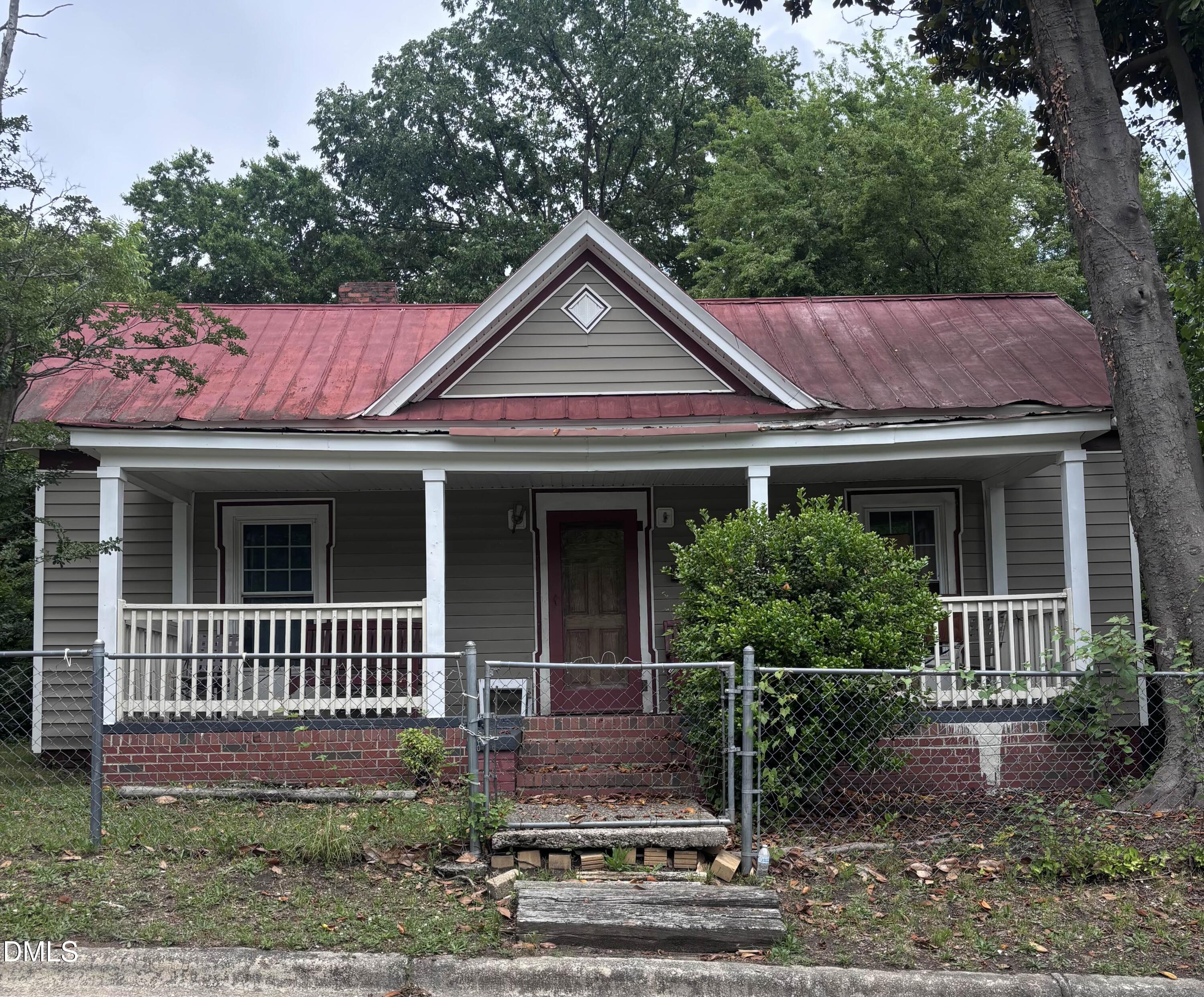1113 Mark Street — photo