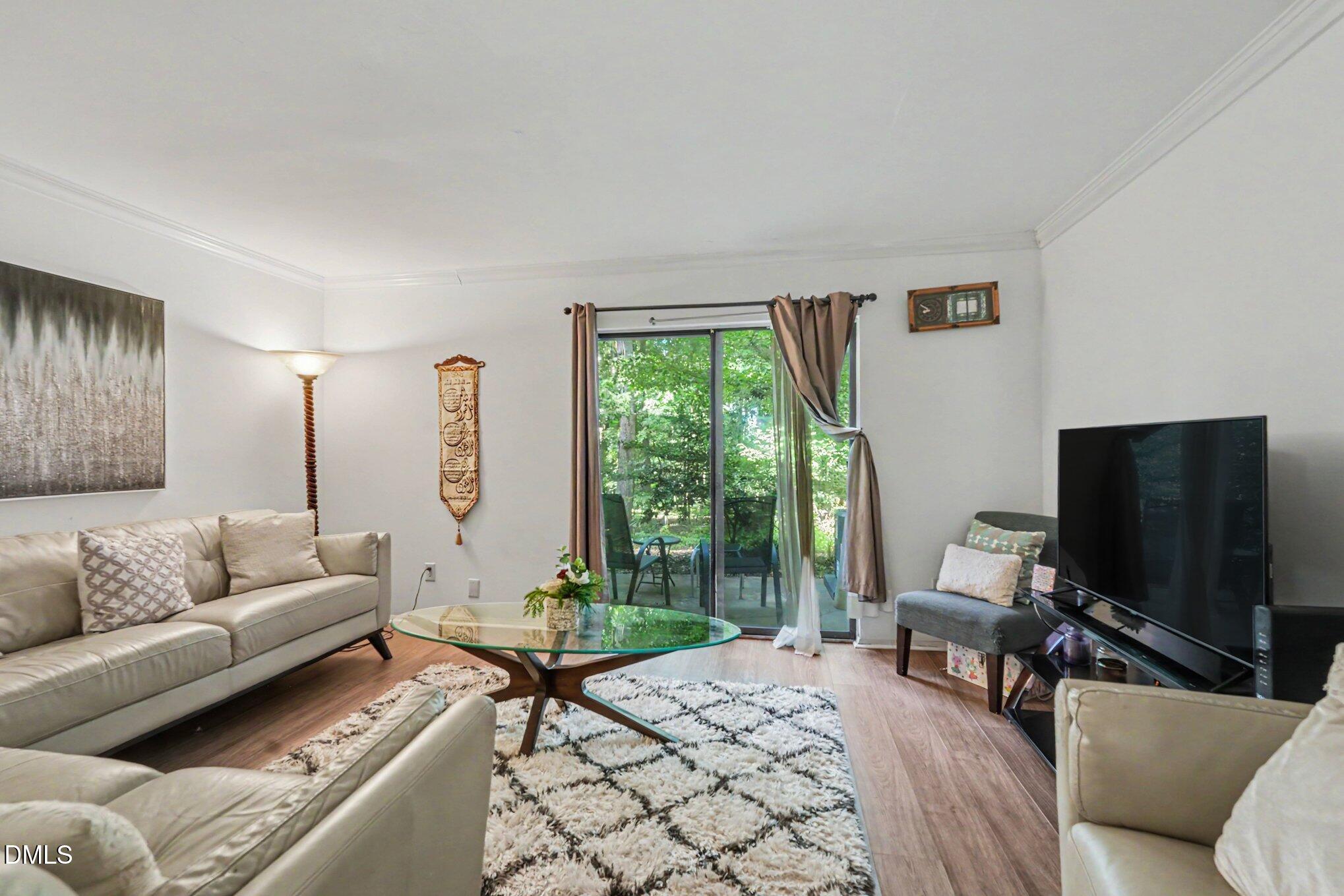 1231 Teakwood Place — photo