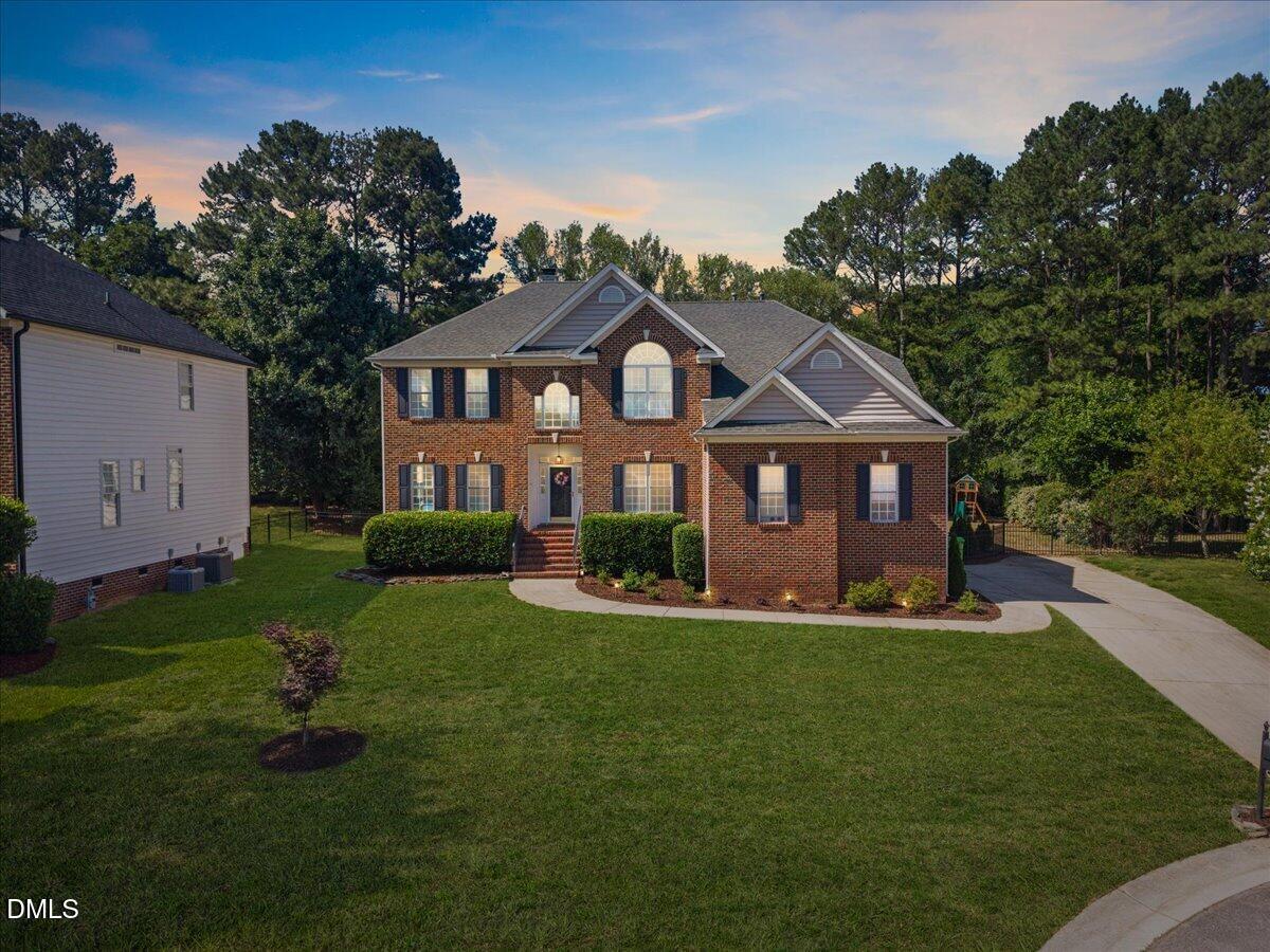 2817 Crystal Oaks Lane — photo