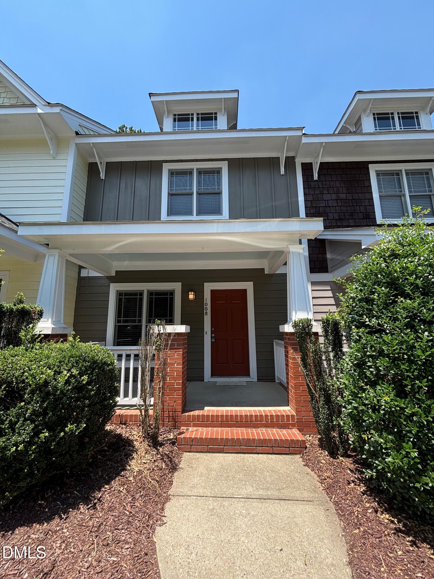 1008 Mica Lamp Court — photo