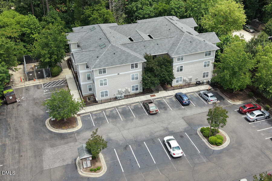929 Morreene Road D23 — photo