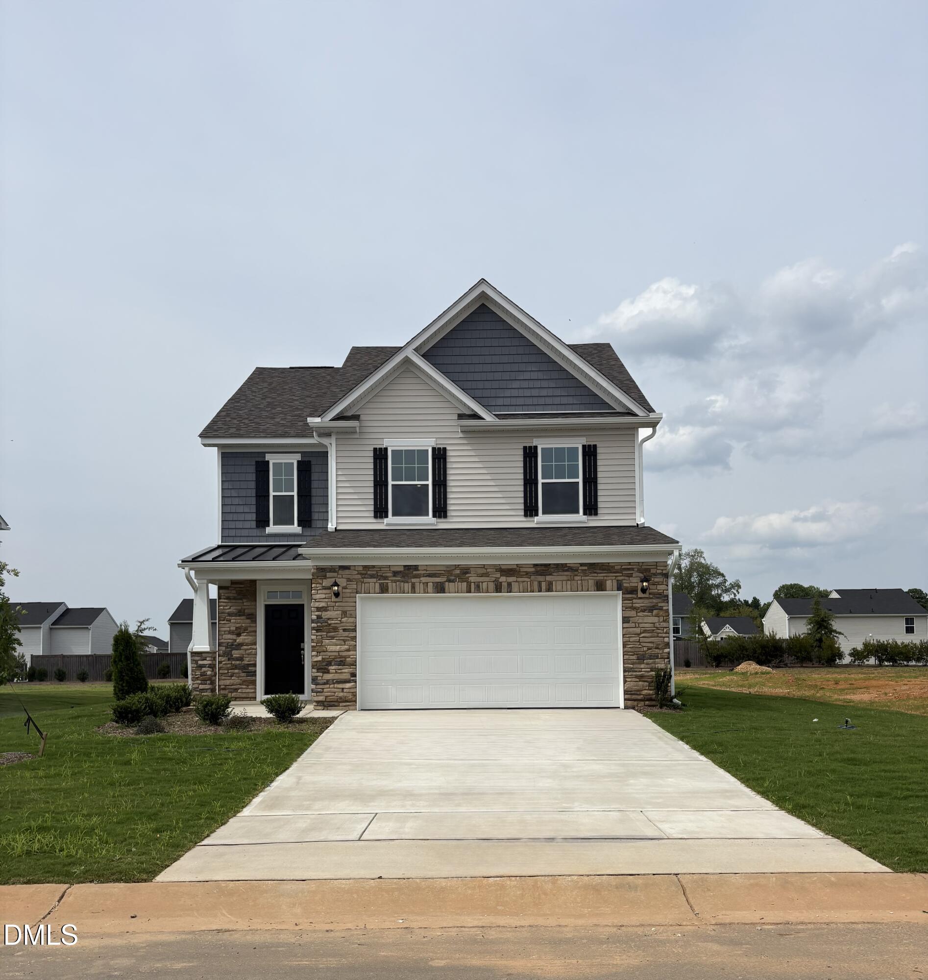 310 Peach Grv Way — photo