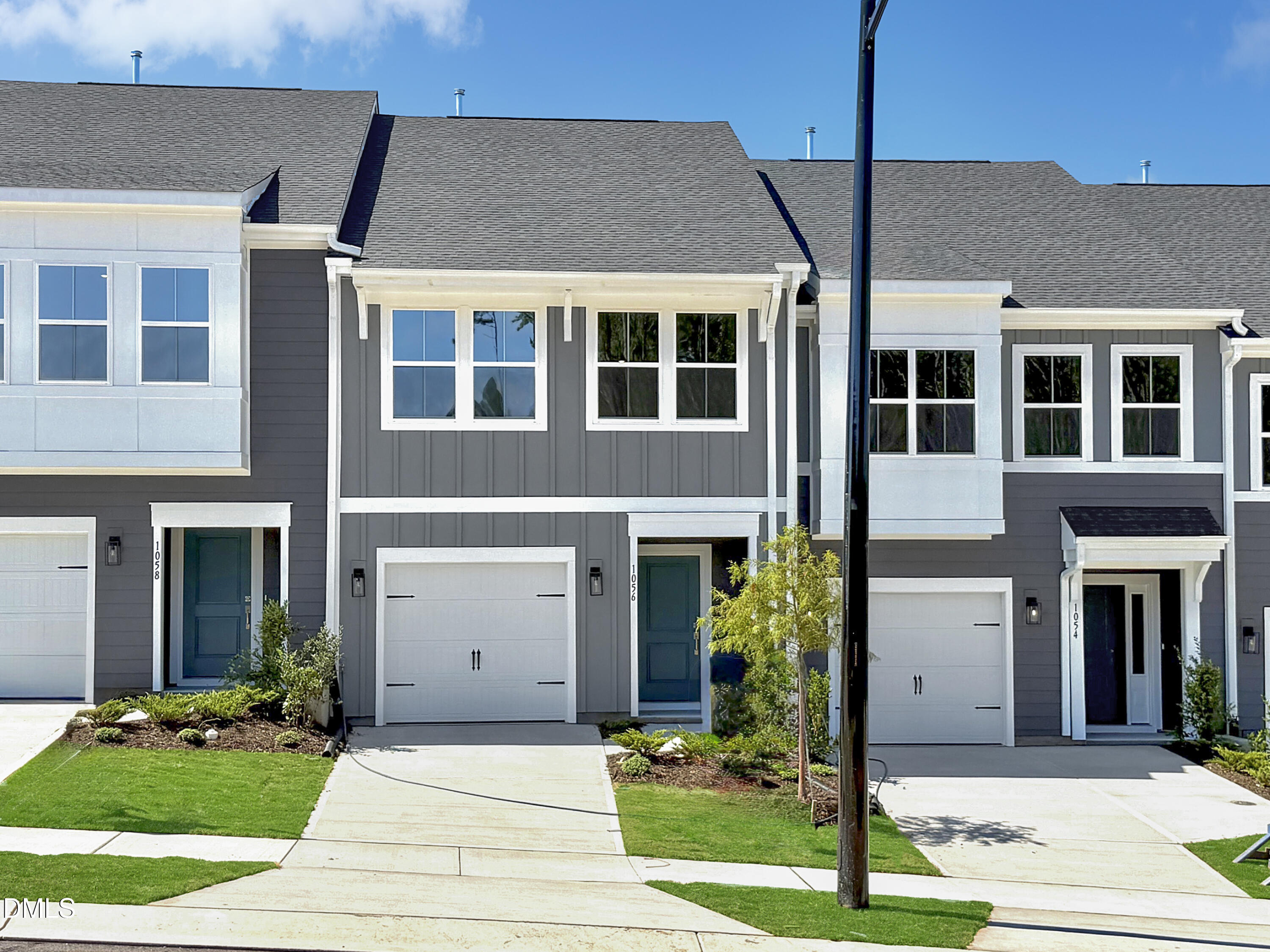 1056 Tea Rose Court 367 — photo