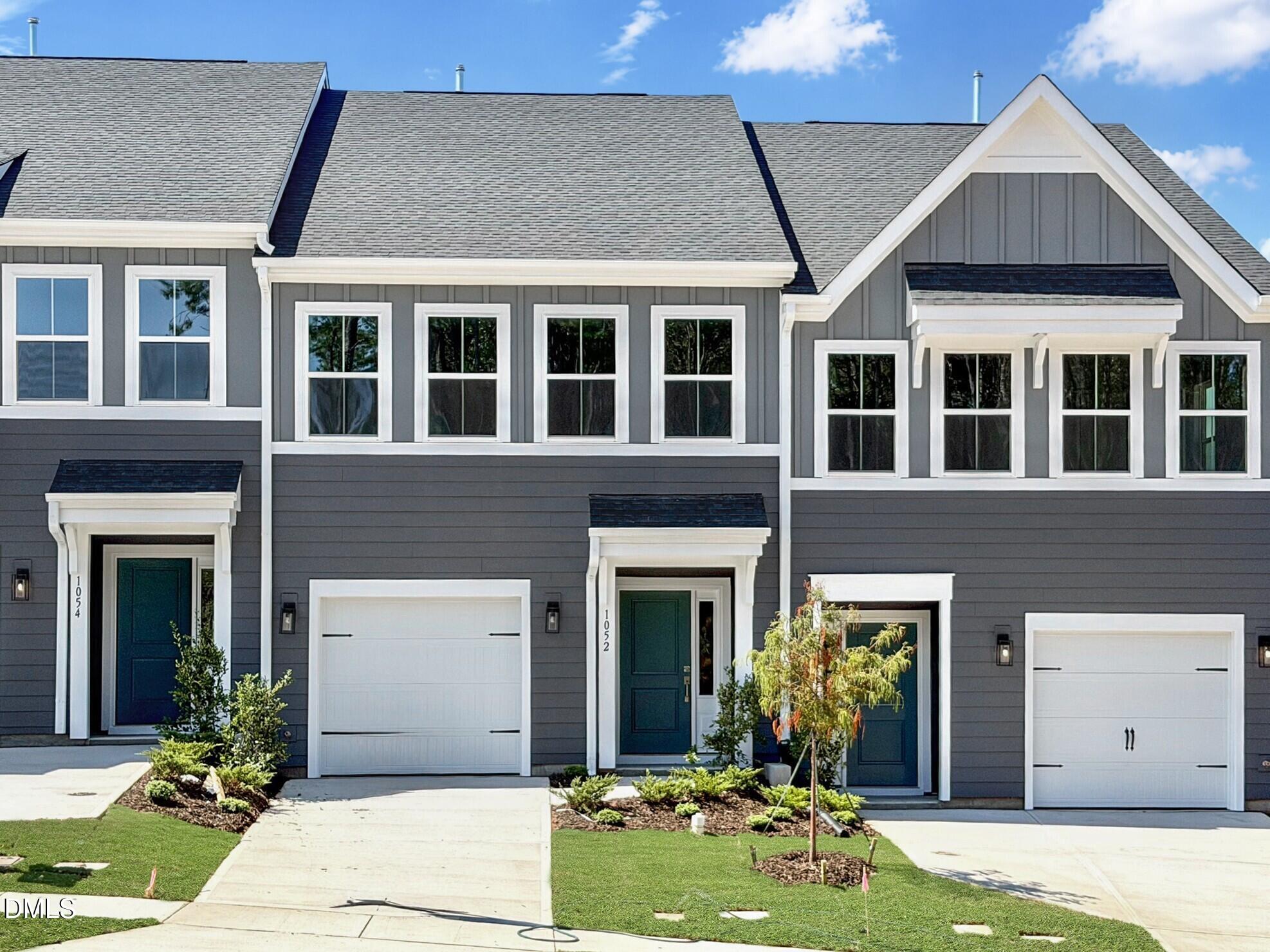 1052 Tea Rose Court 369 — photo