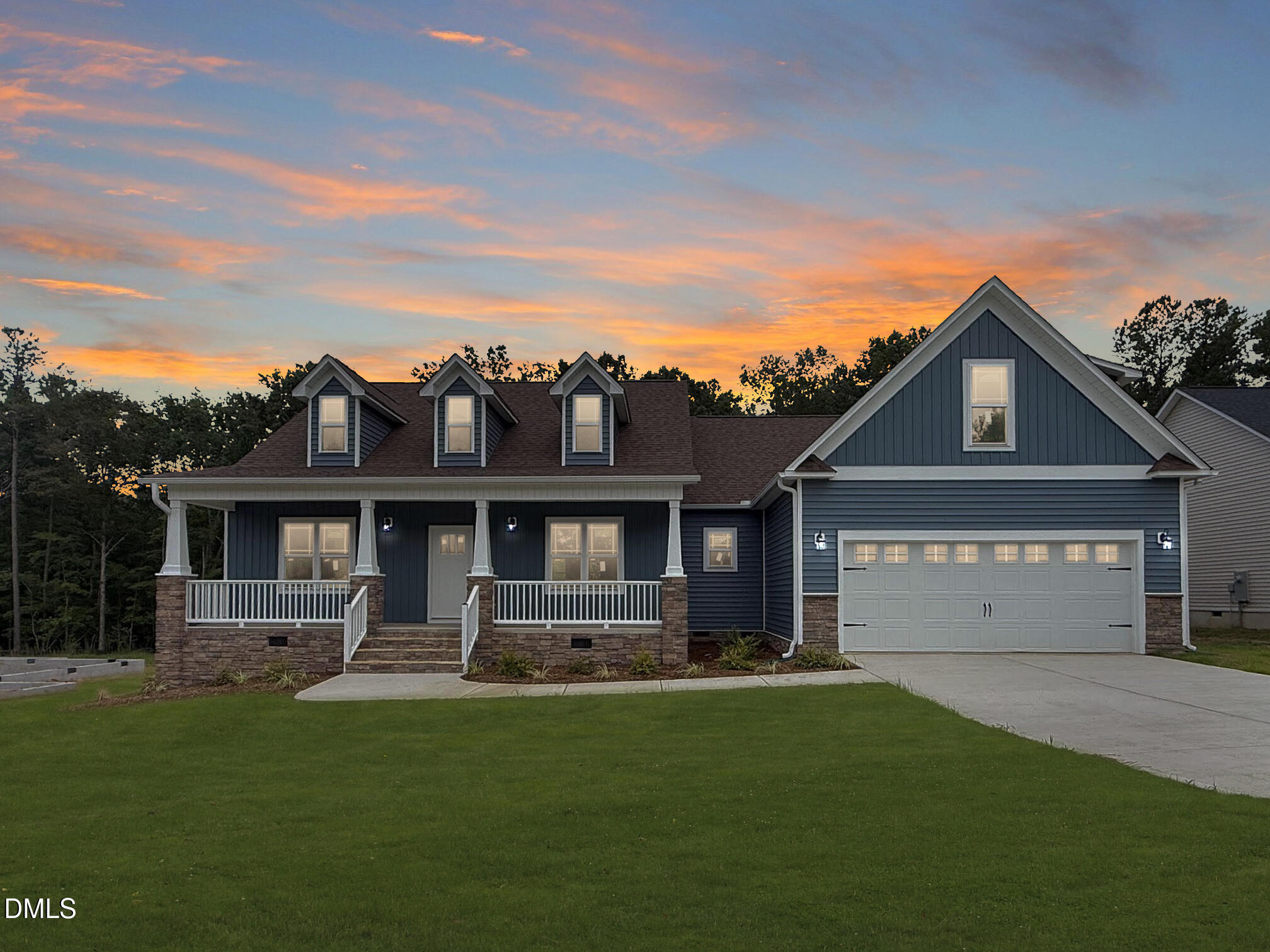 272 Seahawk Way — photo