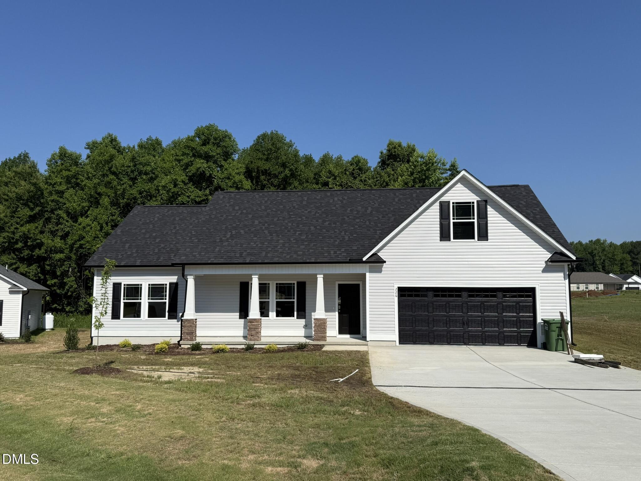226 Mangrove Court — photo