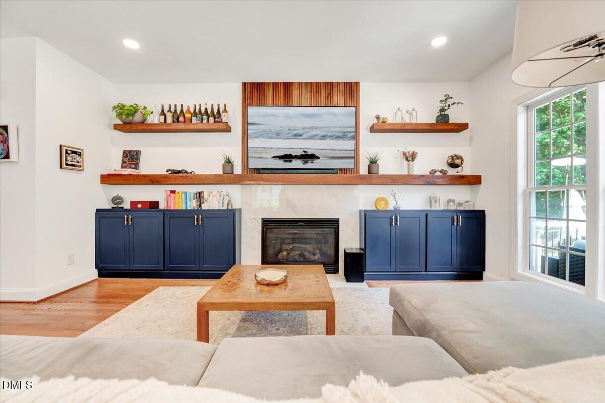 1009 Country Glen Court — photo