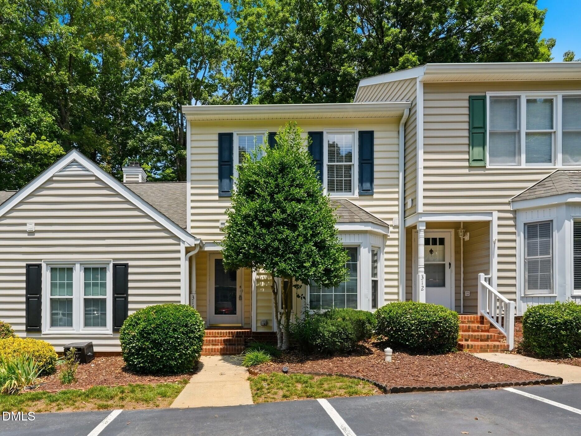 314 Riverwalk Circle — photo