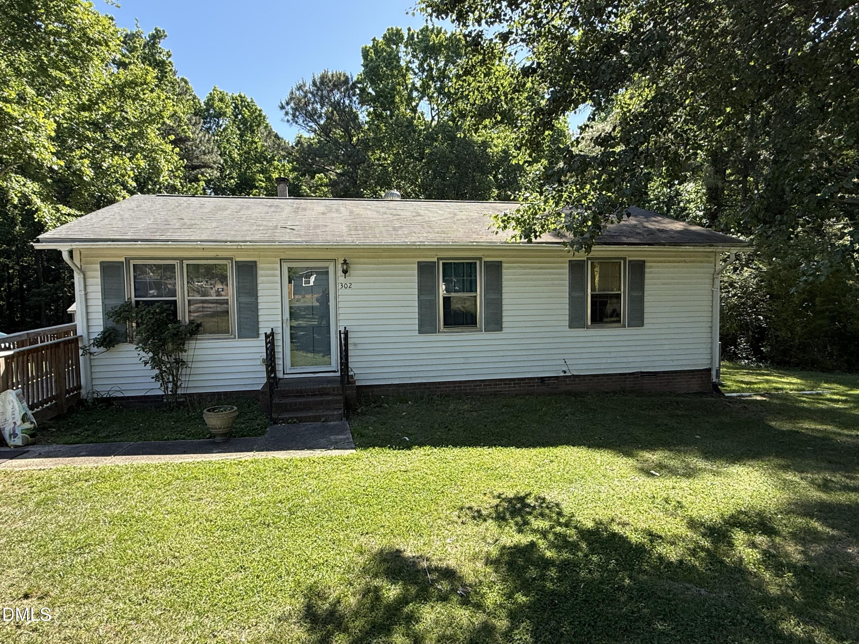 302 N Gaylee Lake Drive — photo