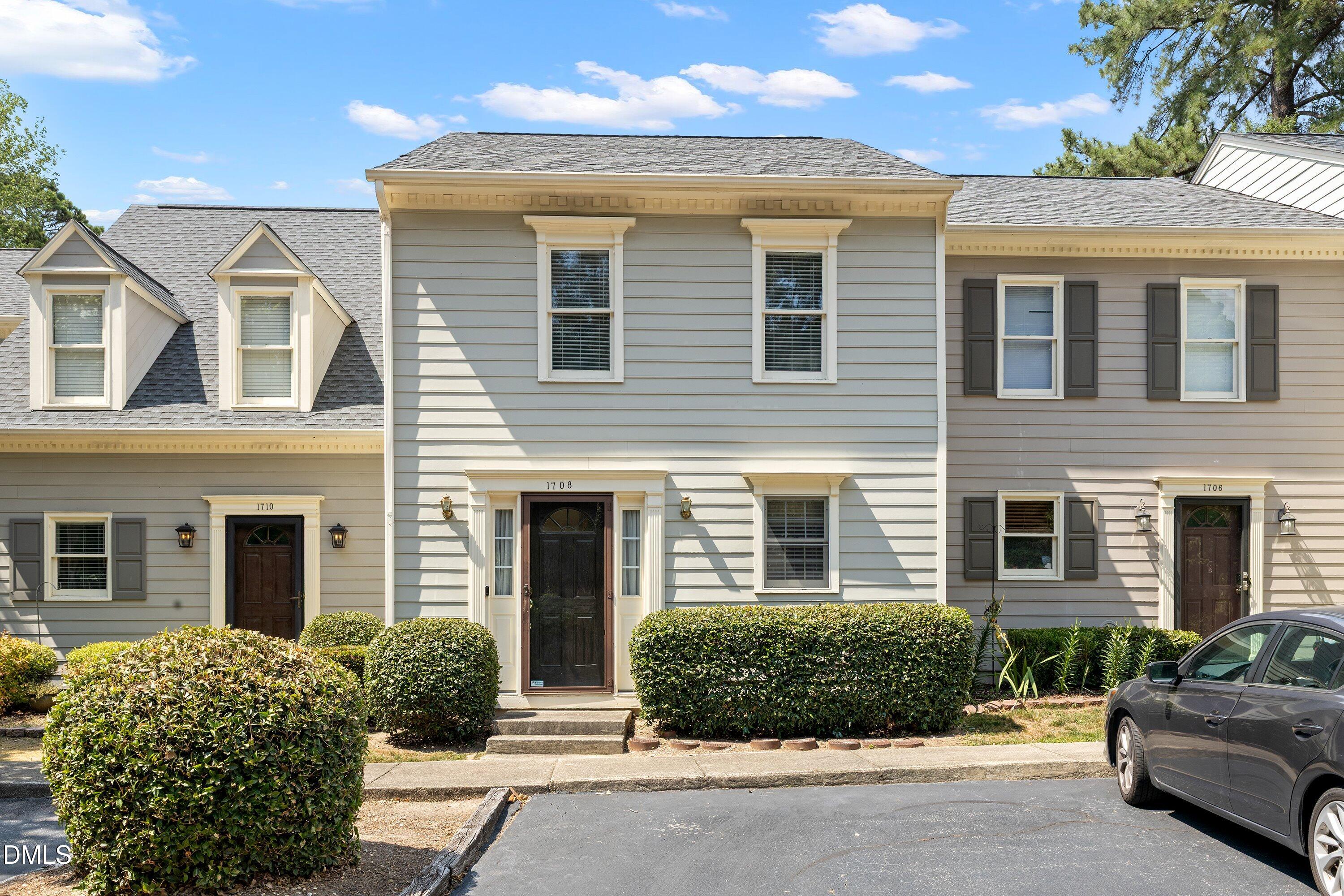 1708 Township Circle — photo
