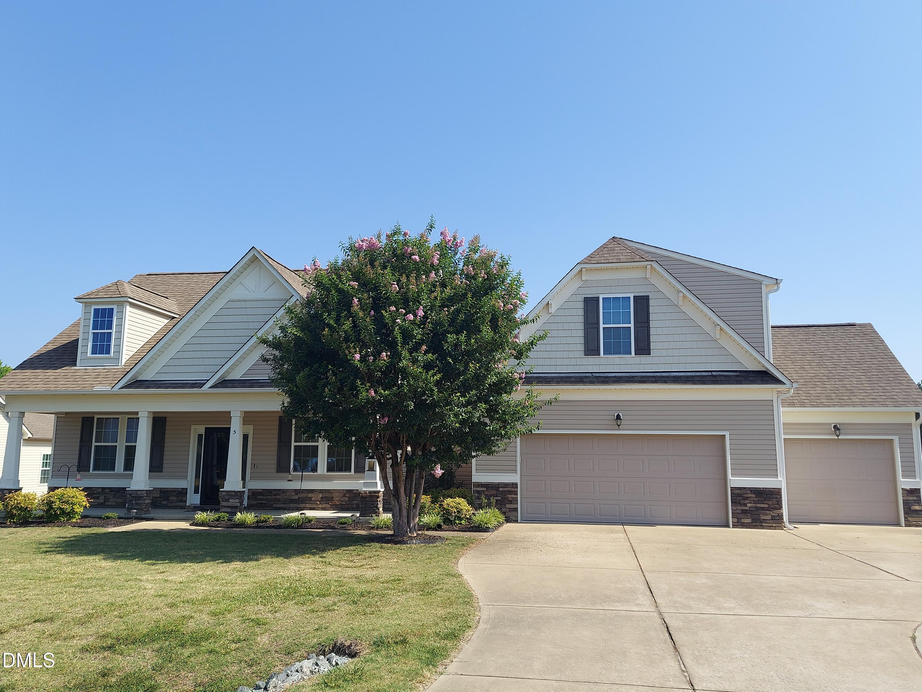 5 Seahorse Court — photo