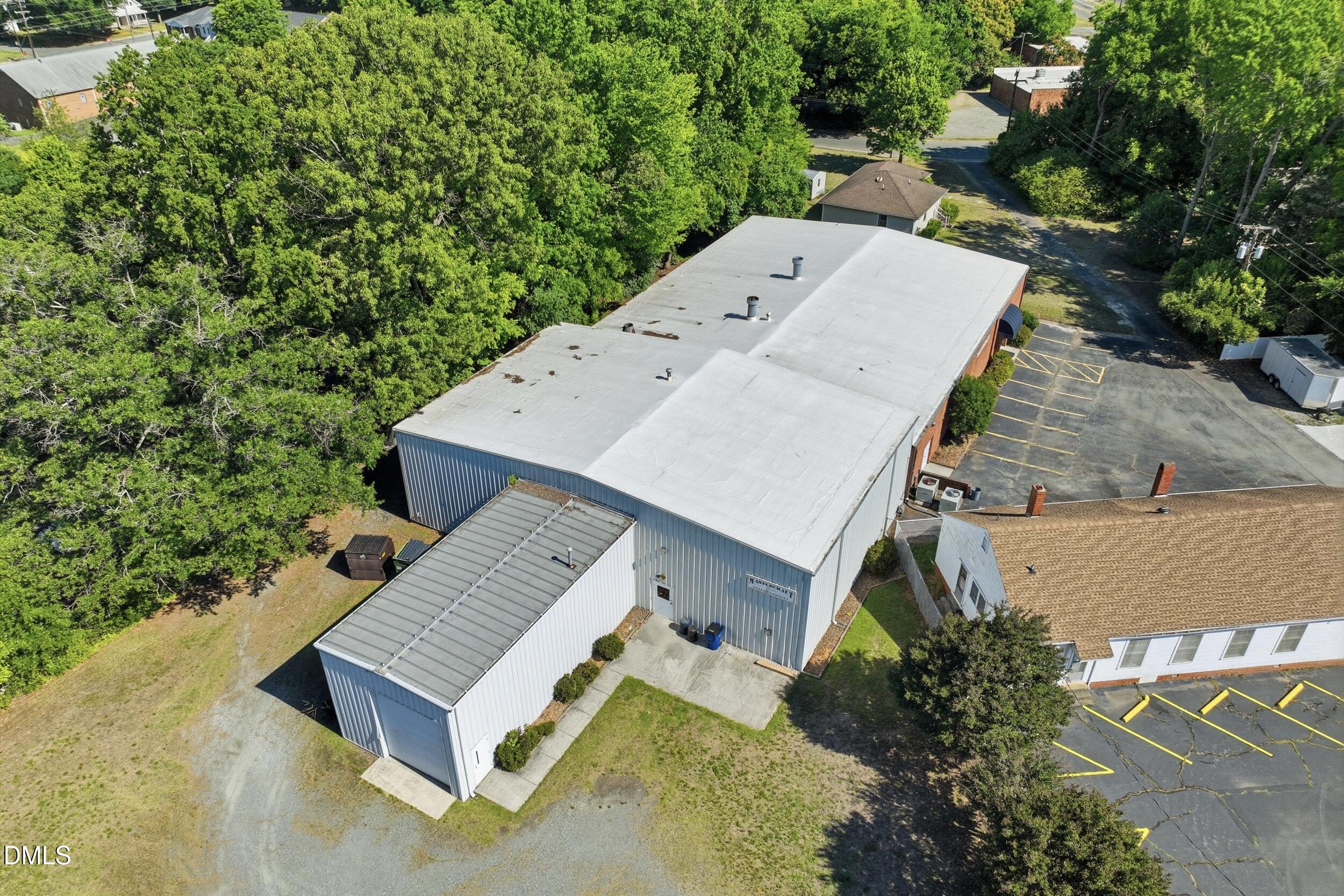 315 W Parker Street — photo