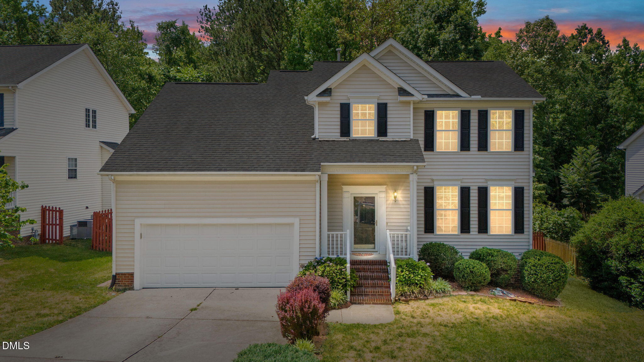 105 New Parkside Drive — photo