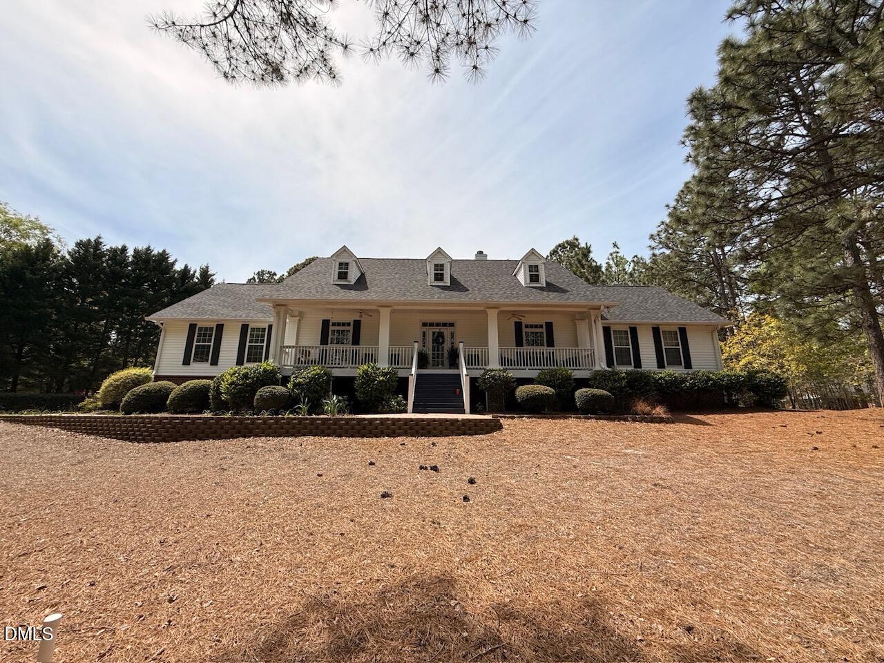109 Sweetbriar Court — photo