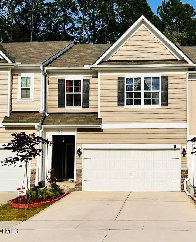 1240 Grenshaw Drive — photo