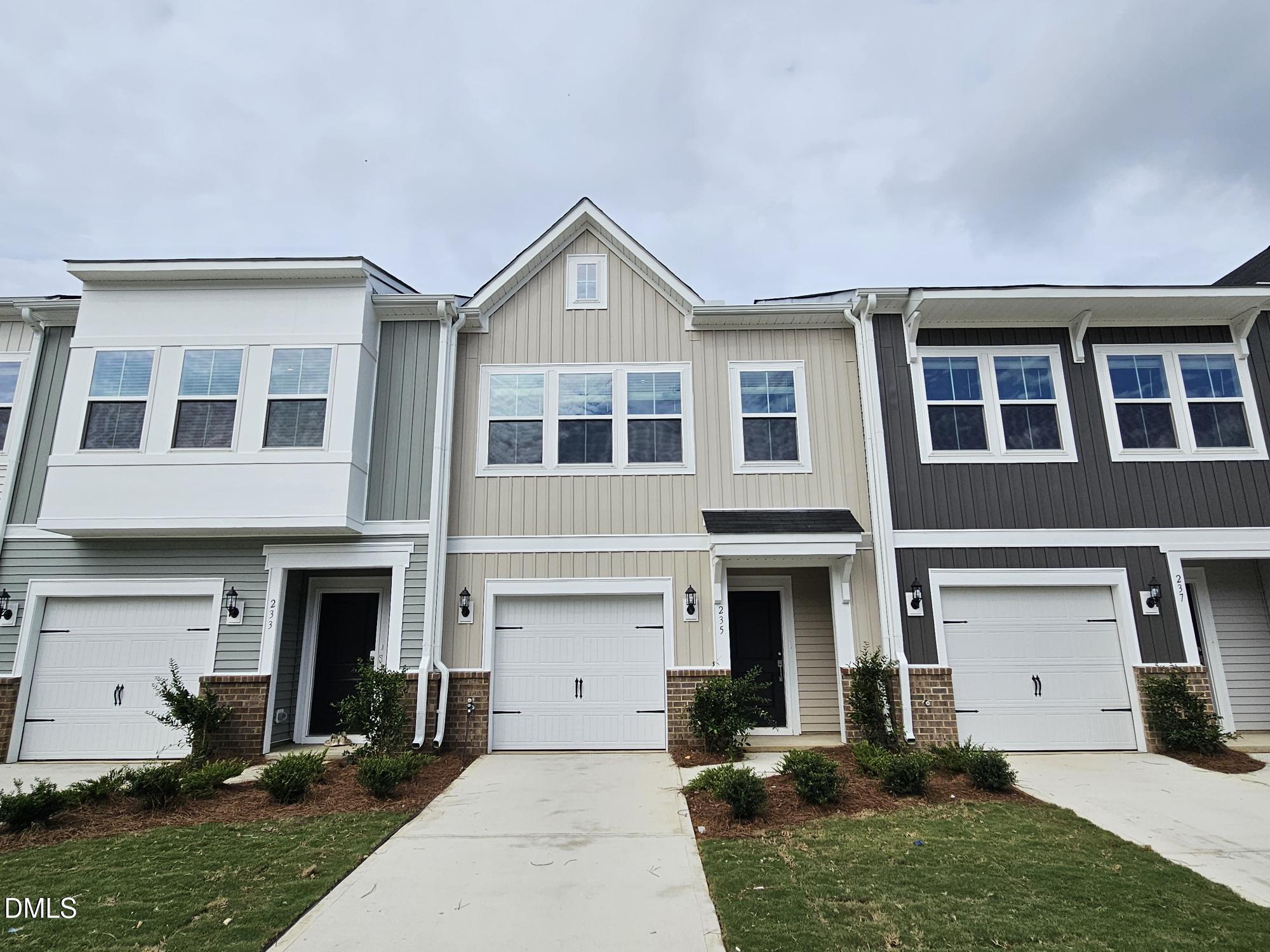 235 Elyse Overlook LP 40 — photo
