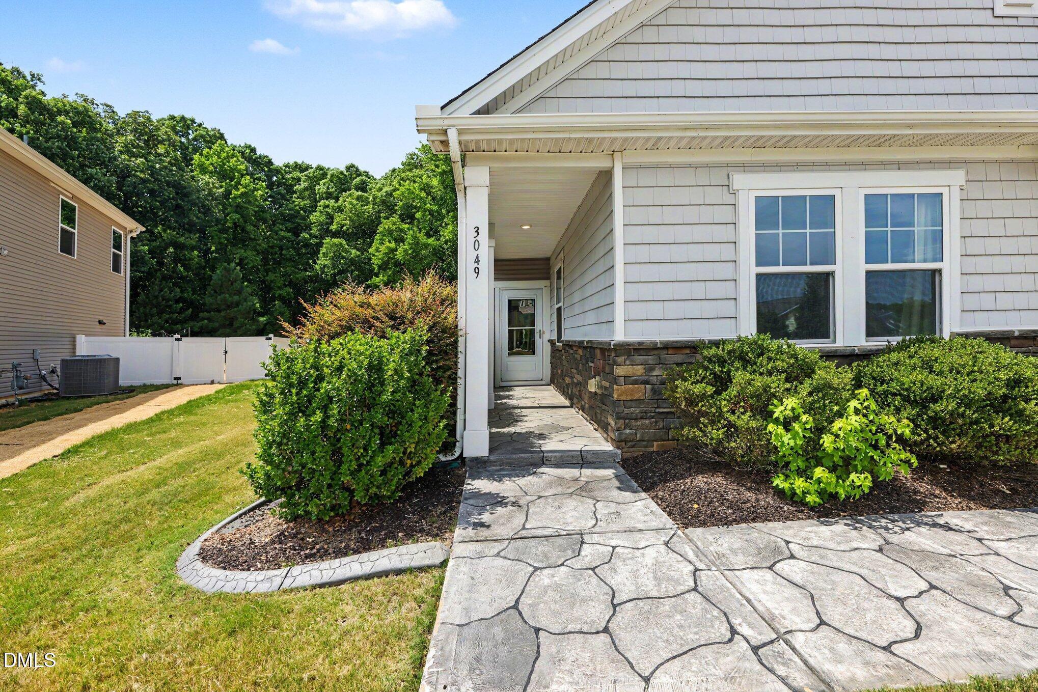 3049 Willow Ranch Drive — photo