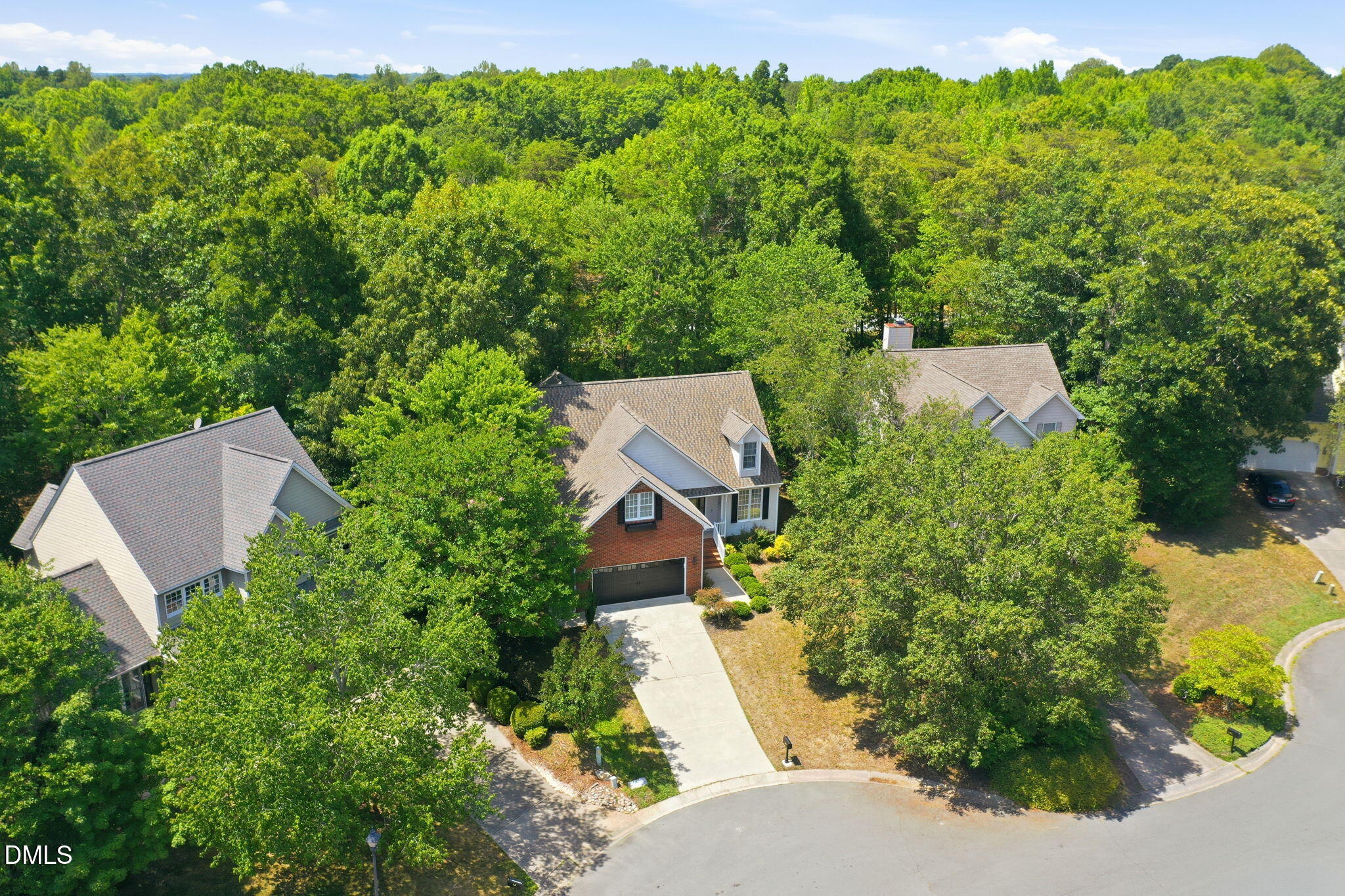 425 Turnberry Drive — photo