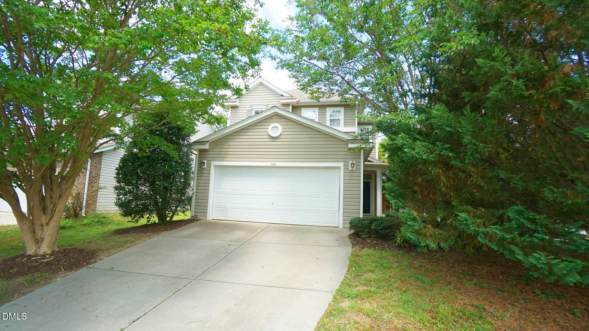 140 Bellfare Drive — photo