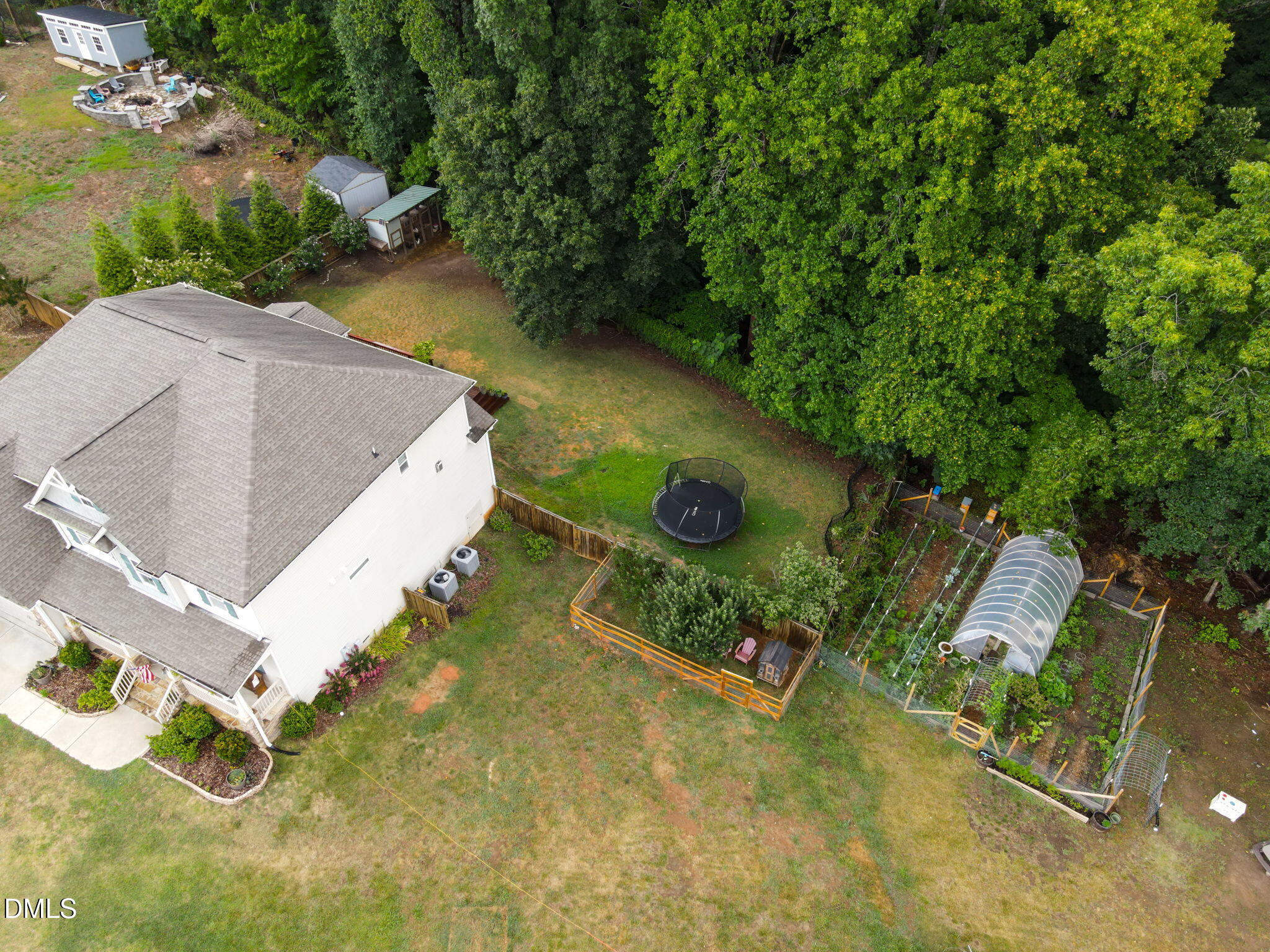 3535 Lavender Lane — photo