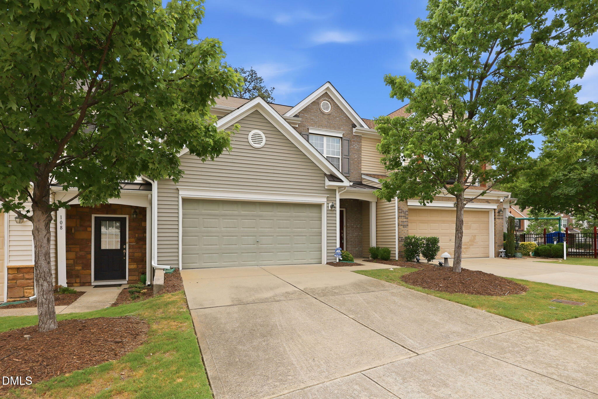 104 Kathleen Court — photo