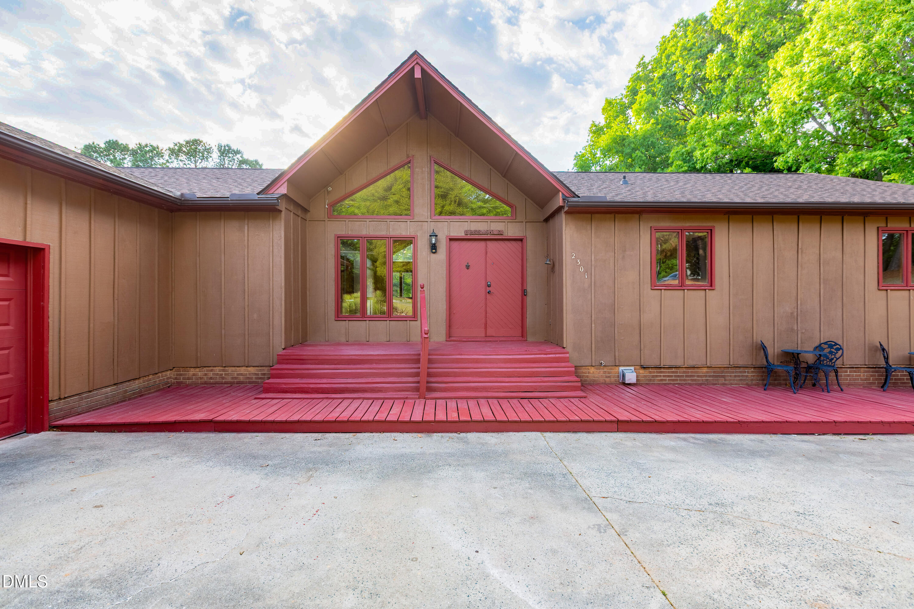 2301 Quail Drive — photo