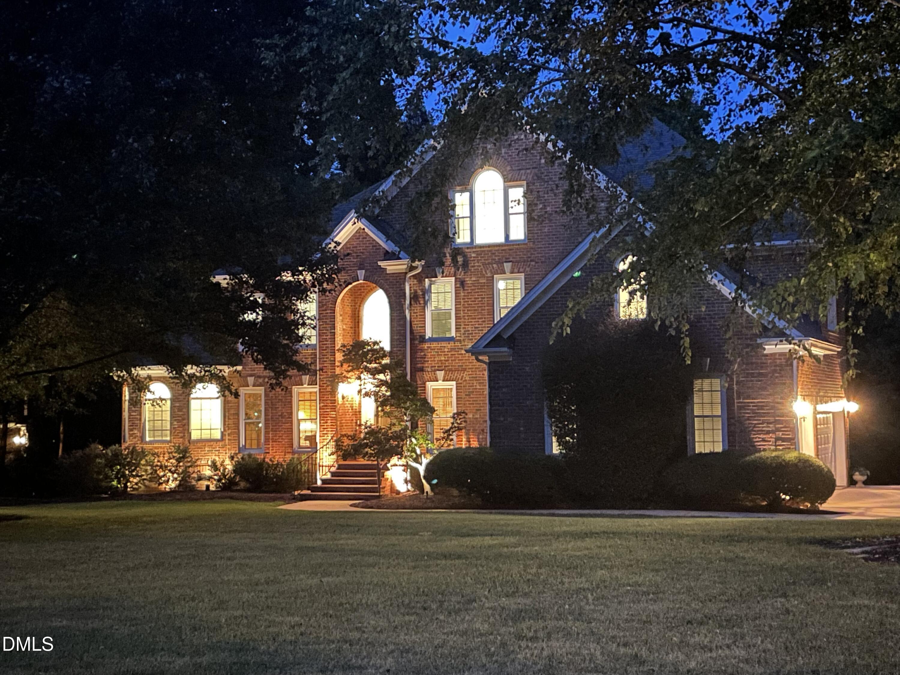 1308 Ballyclare Court — photo