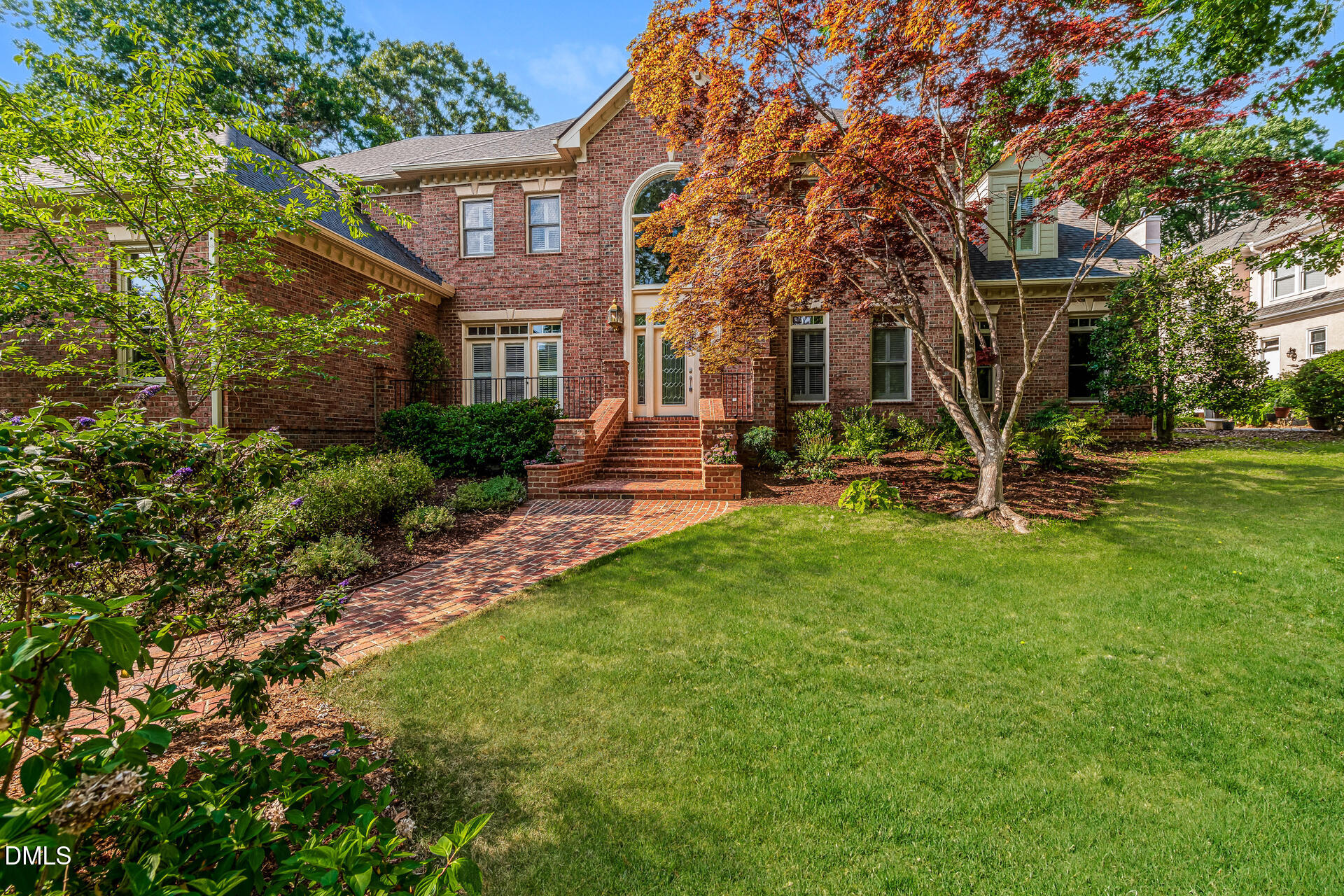 302 Versailles Drive — photo