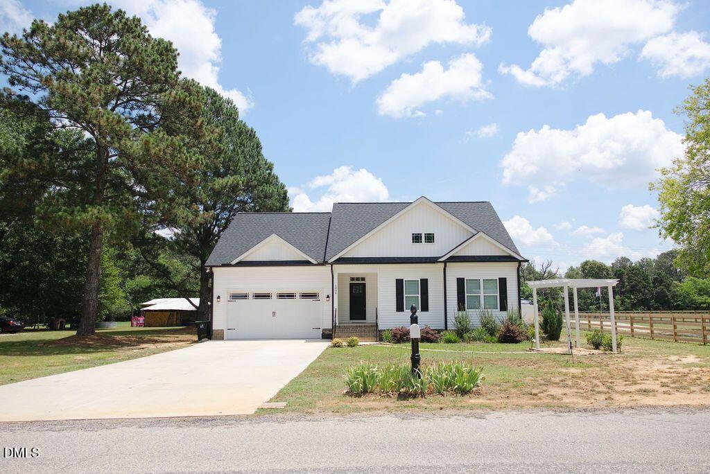 1004 Butler Drive — photo