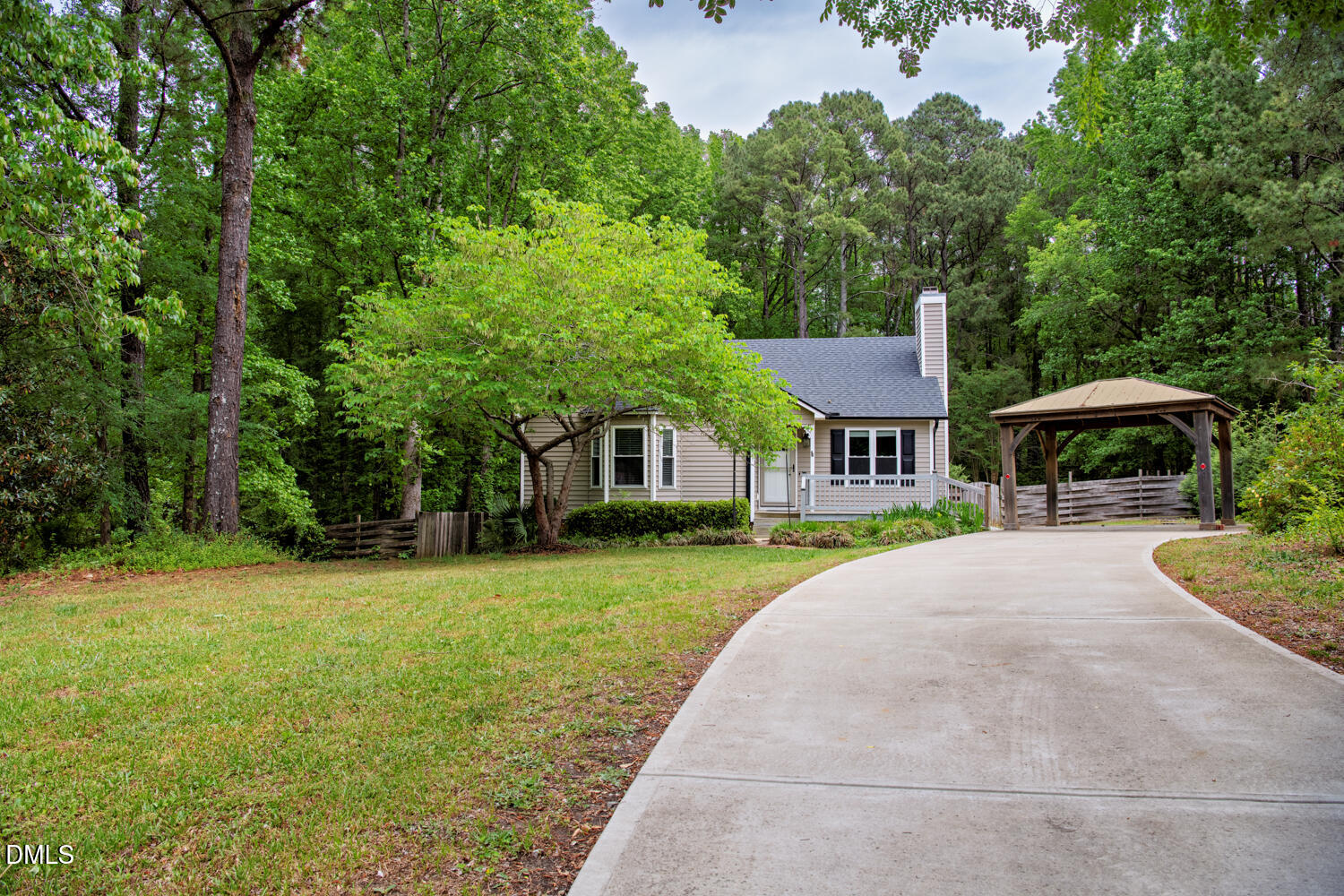 4001 Rockside Hills Drive, Raleigh, NC 27603 — photo 2