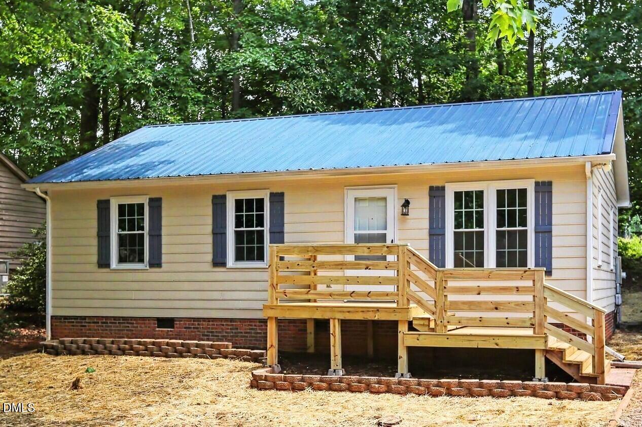 2510 Wade Hampton Road — photo